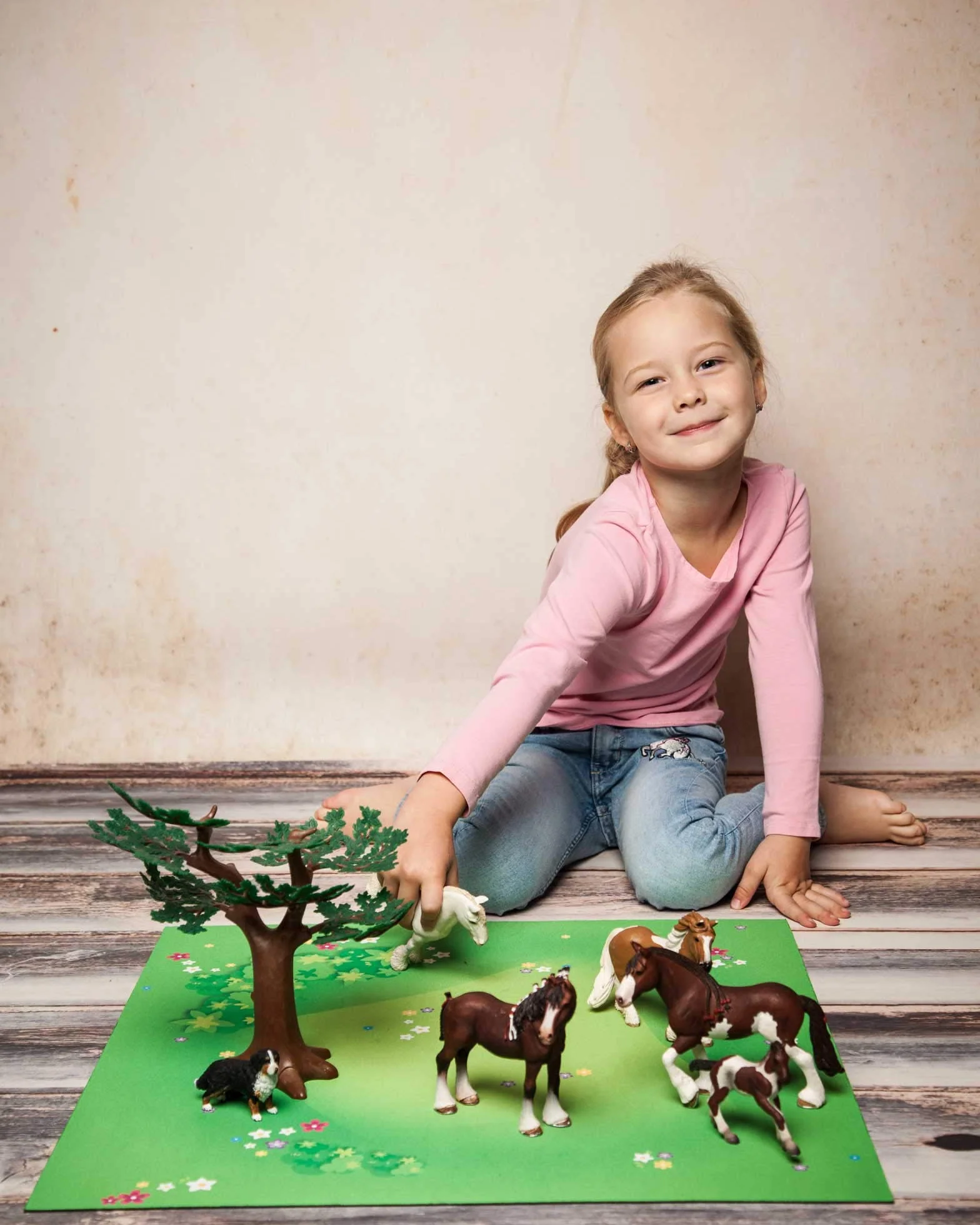playmatt mata do zabawy – zielona trawa z kwiatami | antypoślizgowa, 55 x 55 cm, nadaje się do prania