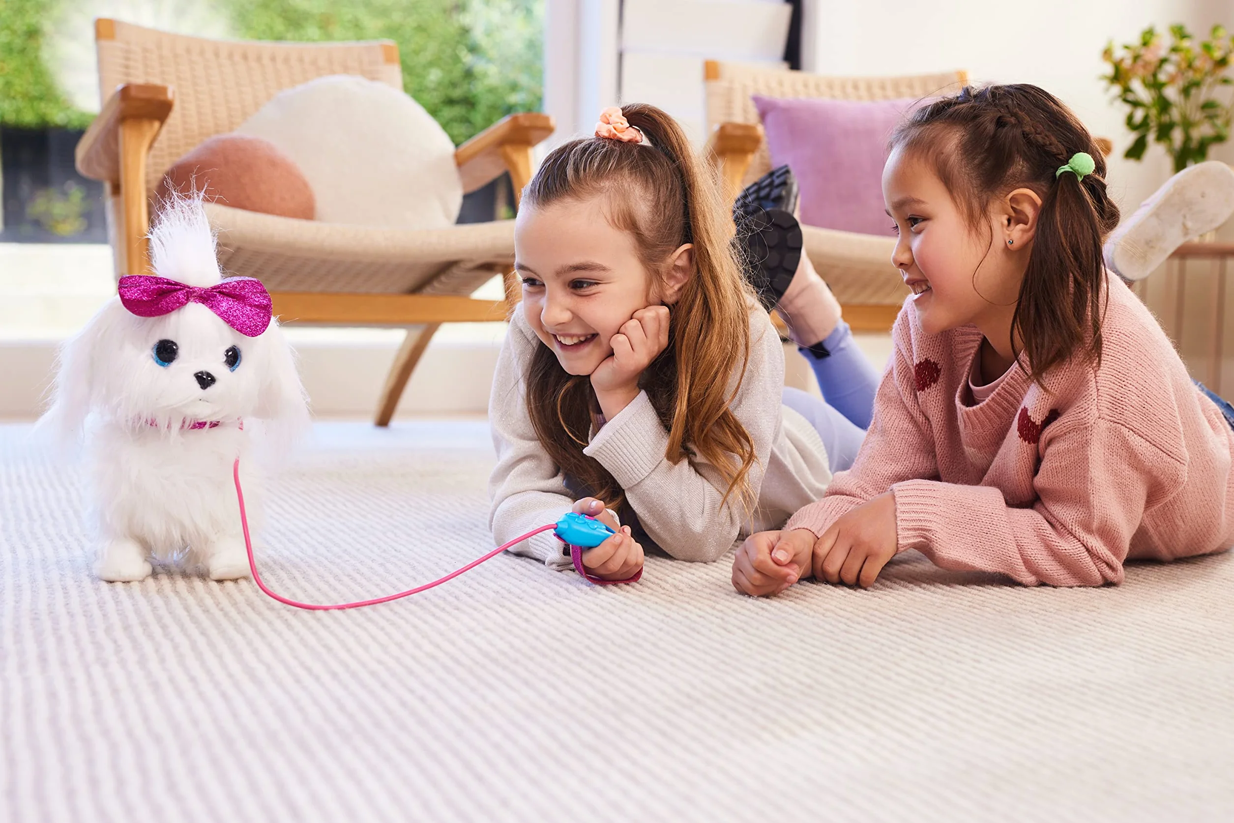 Pets Alive Lil' łapa łapa chodzący szczeniak robot zabawka elektroniczny plusz firmy ZURU