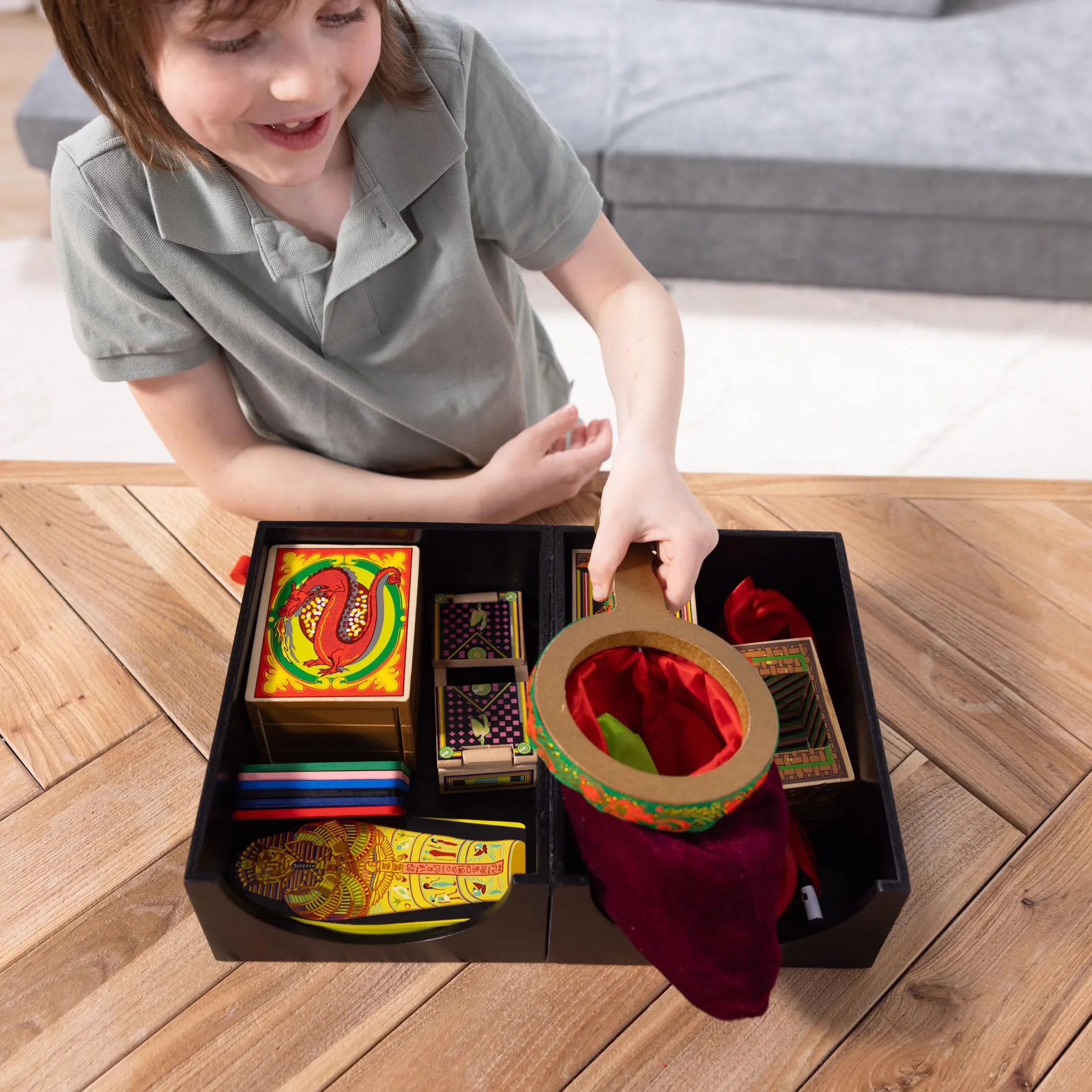 Melissa & Doug luksusowy zestaw magiczny, zabawa z odgrywaniem ról, zestaw zabawkowy, drewniana zabawka, od ósmego roku życia, prezent dla chłopca lub dziewczynki