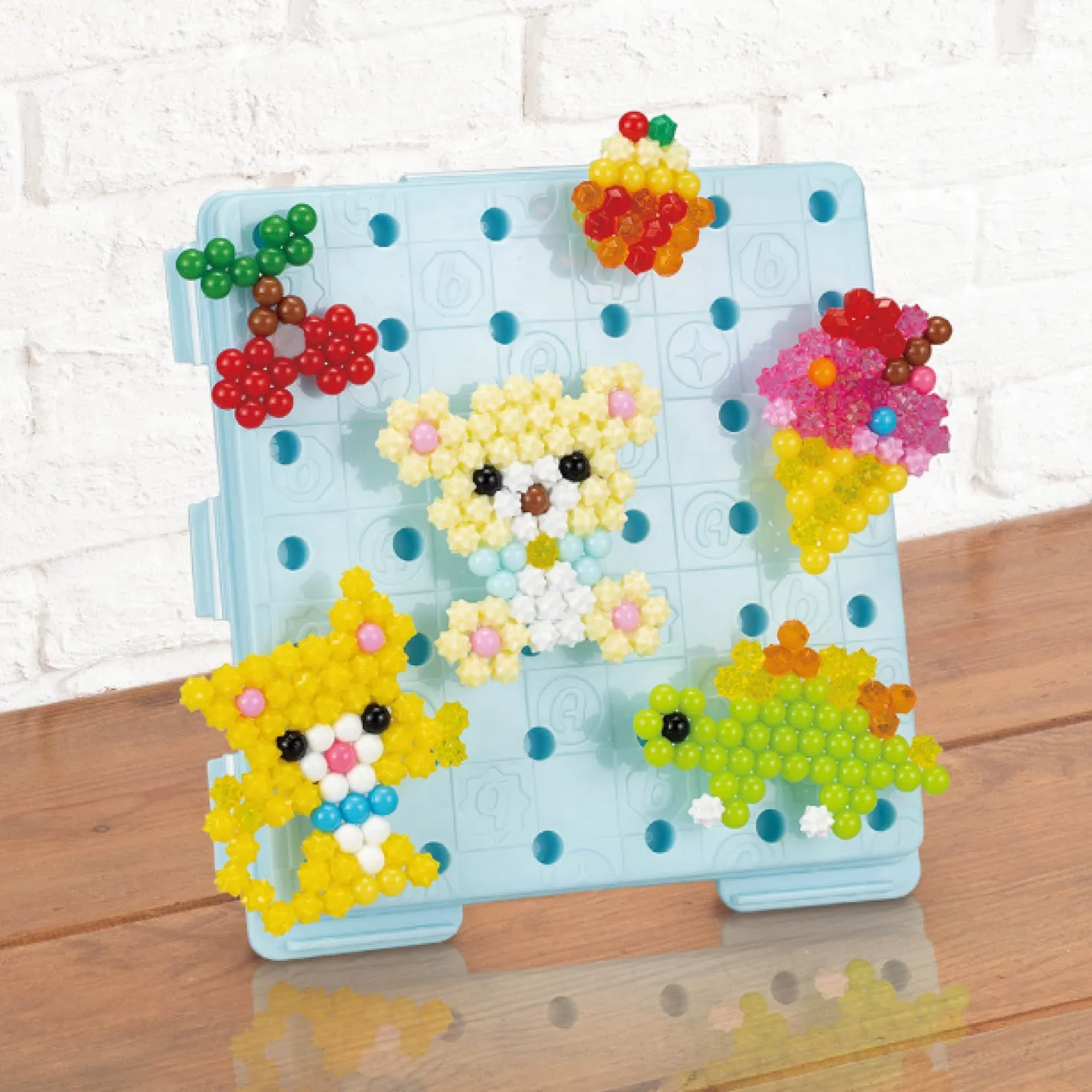 Aquabeads 31912 Zestaw startowy w walizce - zestaw do majsterkowania