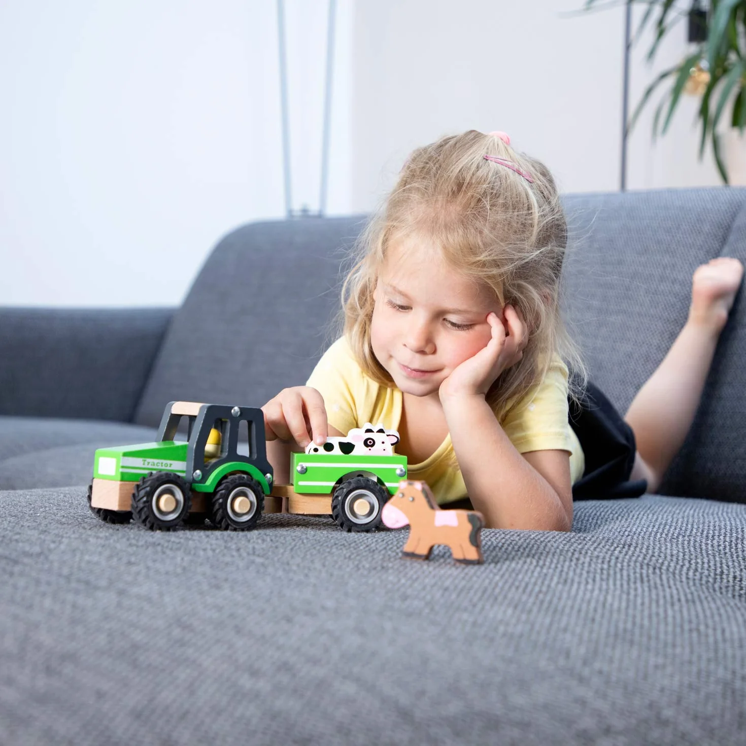 New Classic Toys Traktor Z Przyczepą I Zwierzętami Pojazd Zabawkowy, Wielokolorowy, Od 18 Miesięcy