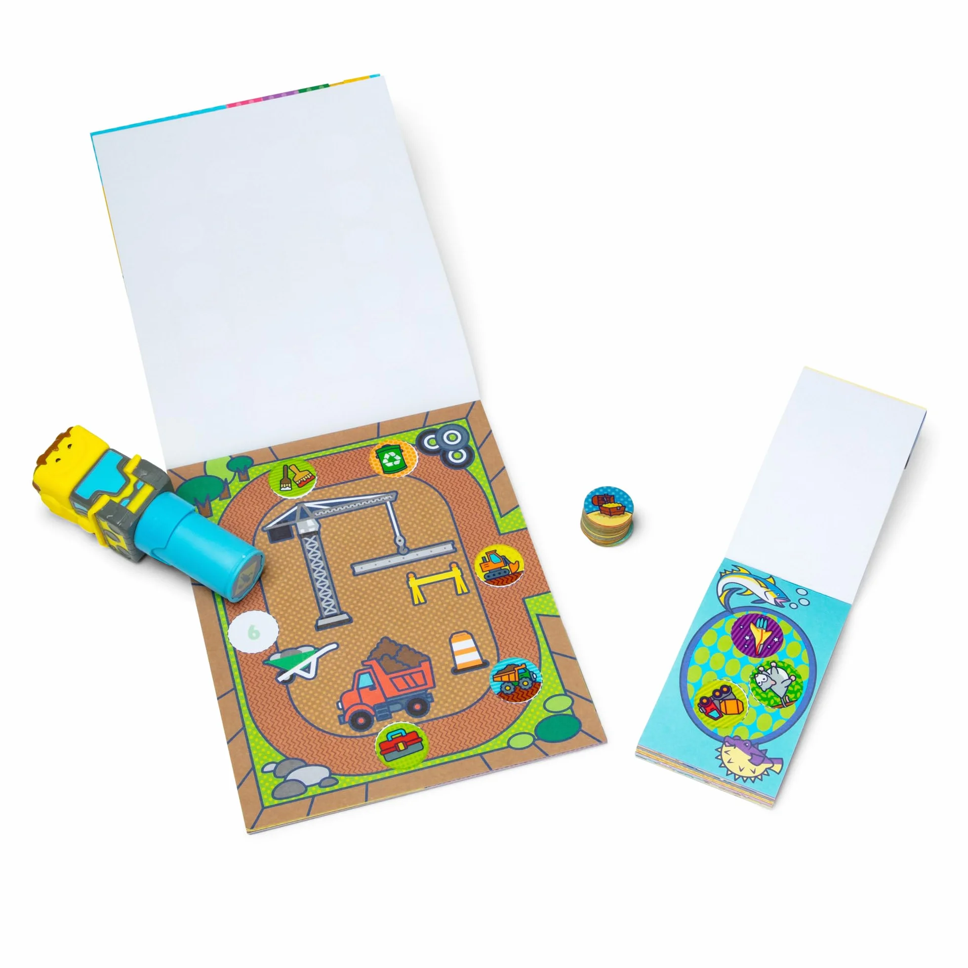 Melissa & Doug Naklejka Wow!™ Zestaw Bulldozer: 24-stronicowy blok aktywności, szablon do naklejek, 500 naklejek, zabawka dotykowa i artystyczna z postacią kolekcjonerską