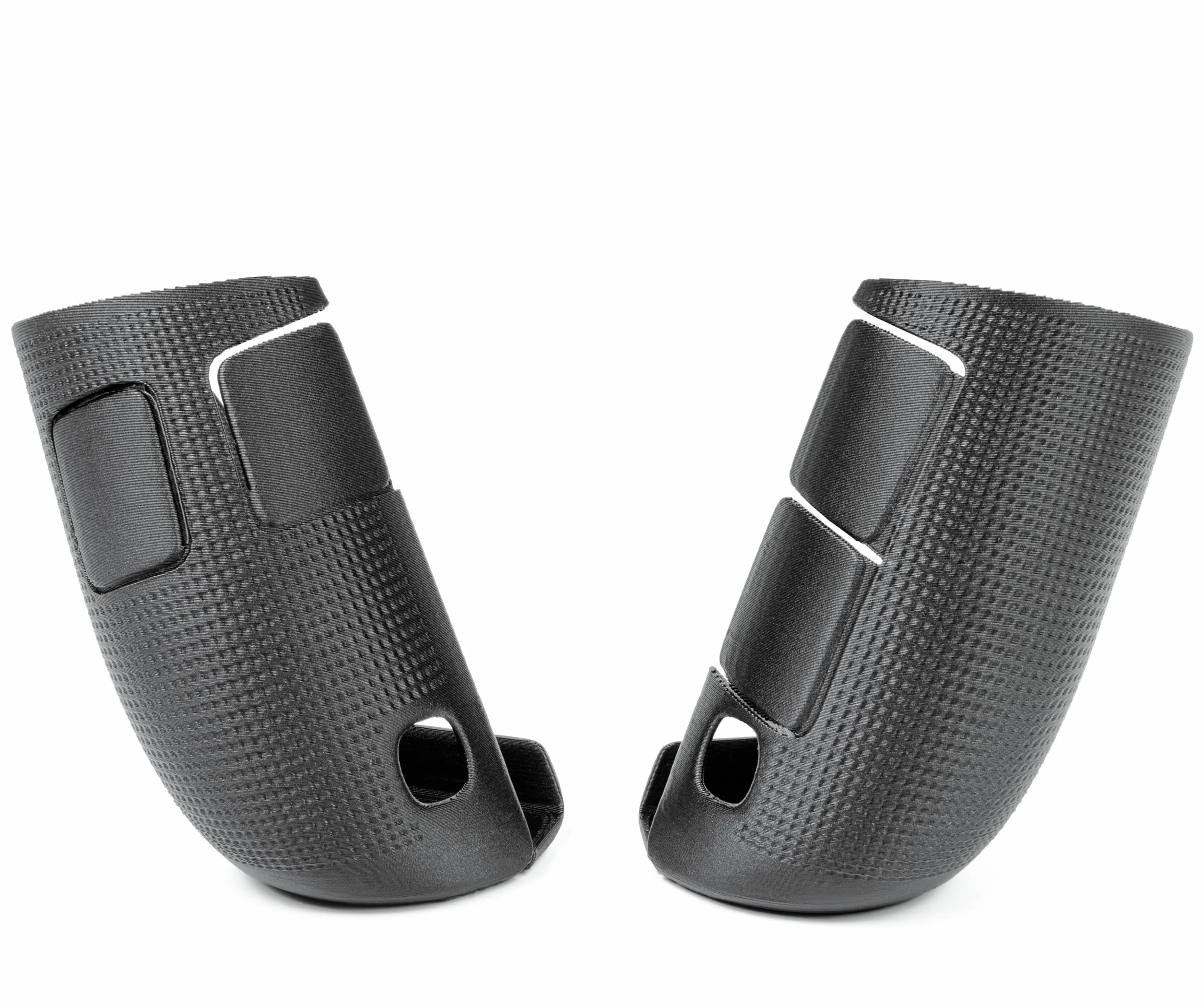 Ergonomiczny uchwyt do Lenovo Legion Go; Antypoślizgowy i ochronny; Poprawia komfort i chwyt; Łatwa instalacja; Kompatybilny z konsolą do gier; Pełny dostęp do funkcji (Grip+Connector)