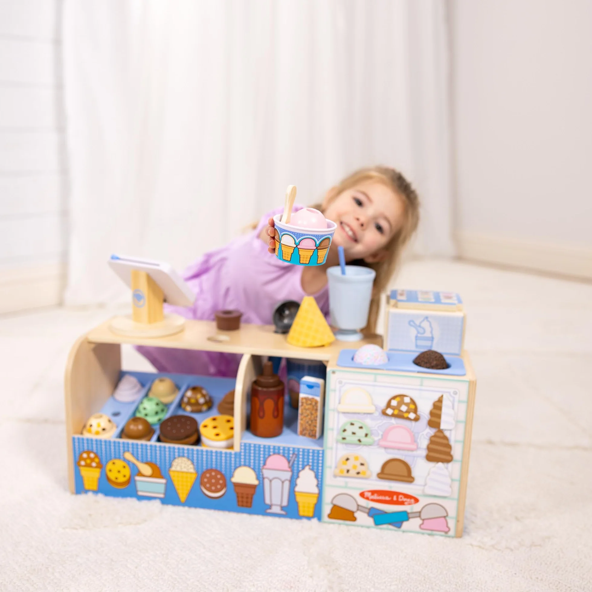 Melissa & Doug Zabawkowa drewniana lada z gałkowanymi lodami