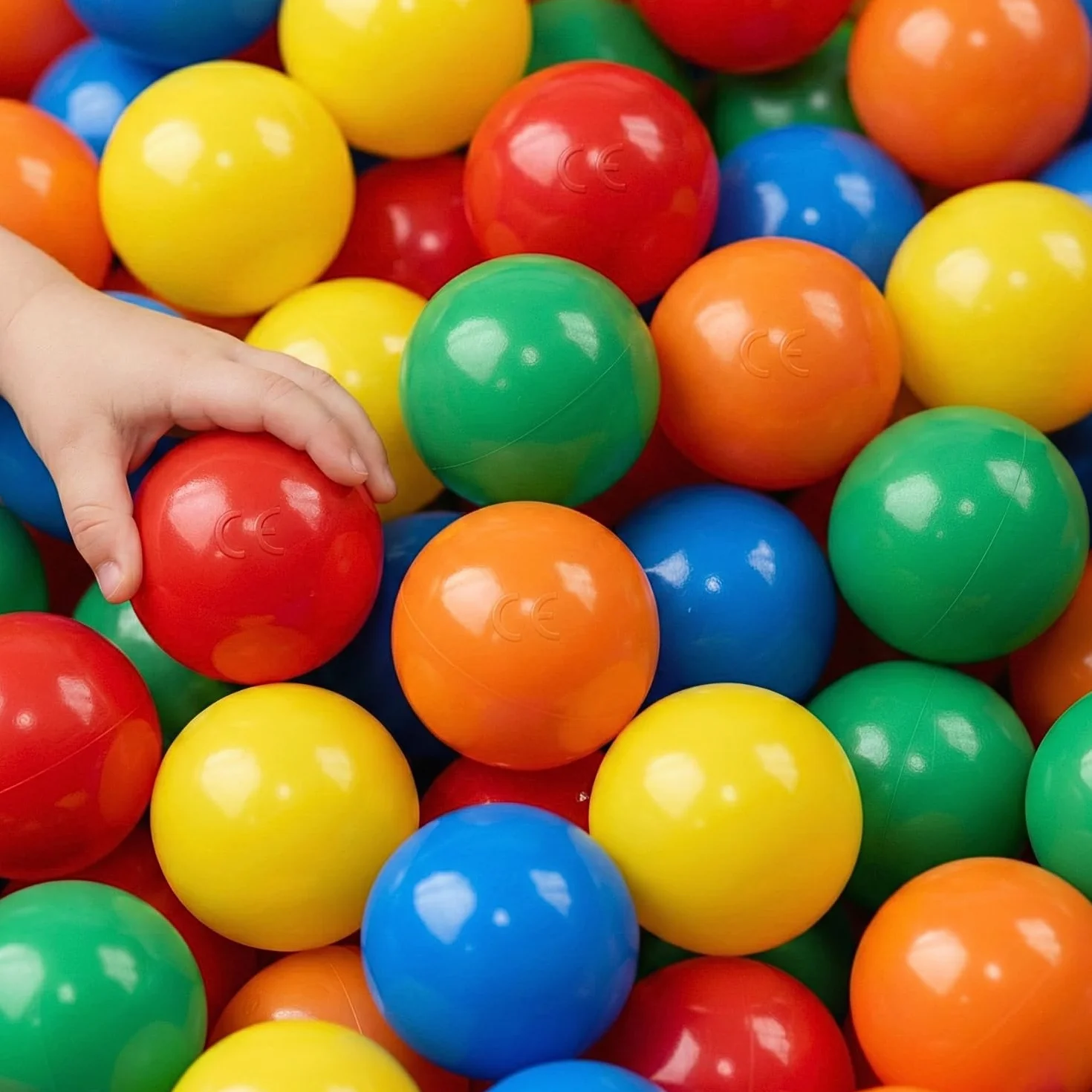LittleTom 100 kolorowych piłek do kąpieli 7 cm plastikowe zabawki dla dzieci