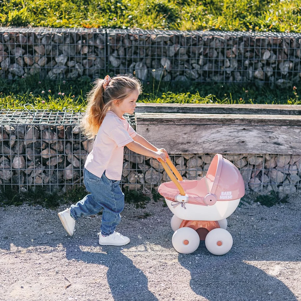 Smoby - Baby Nurse - Wózek przytulanka - dla niemowląt i lalek do 42 cm - Ciche koła - Kosz do przechowywania - Materiał z recyklingu - Od 18 miesięcy - Wyprodukowano we Francji