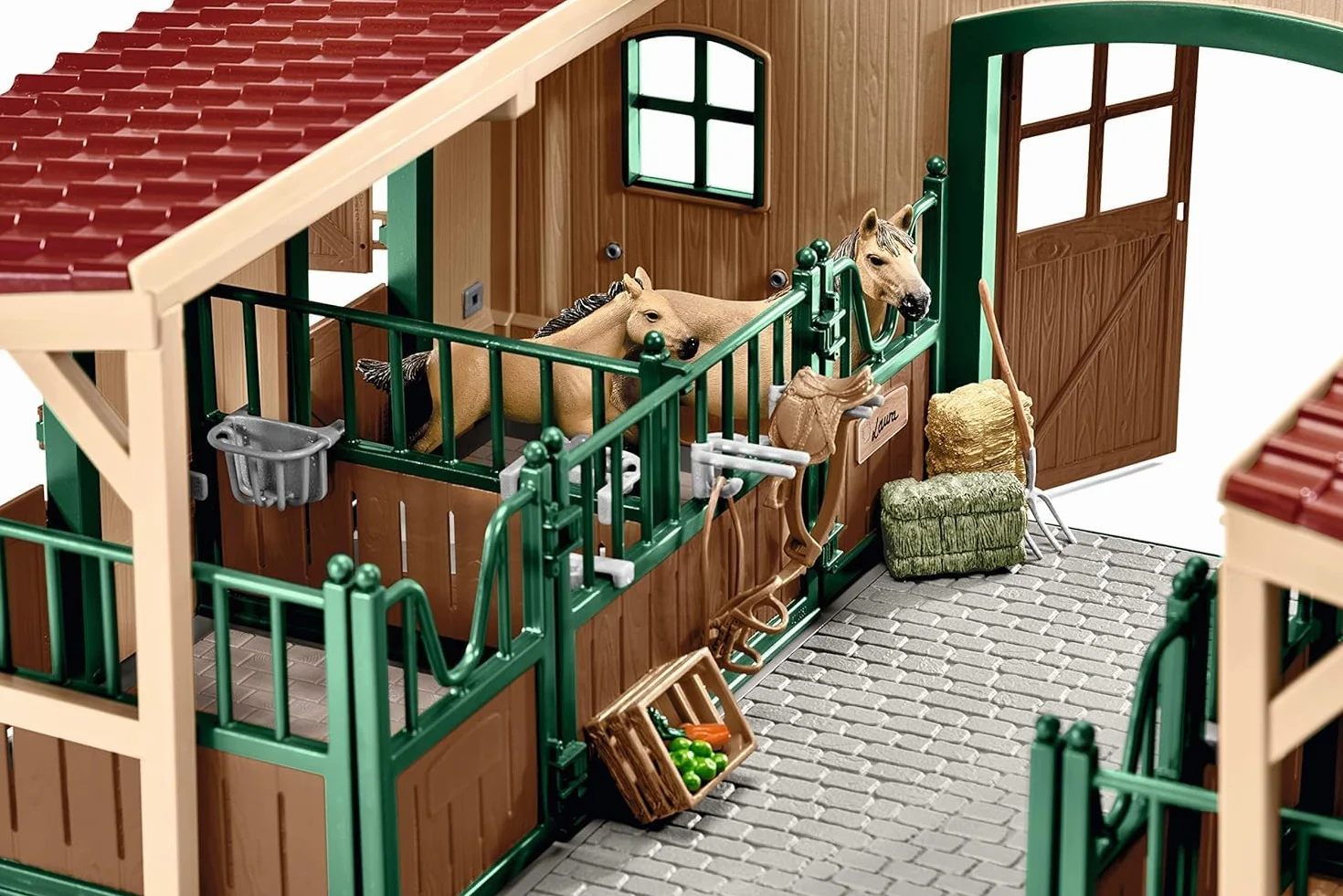 schleich FARM WORLD | Stajnia z końmi i akcesoriami 42195 | Zestaw ze stajnią, padokiem, 2 końmi, figurką dziewczynki i akcesoriami | Zabawka farma od 3 lat | 96 elementów | Ekskluzywnie na Amazon