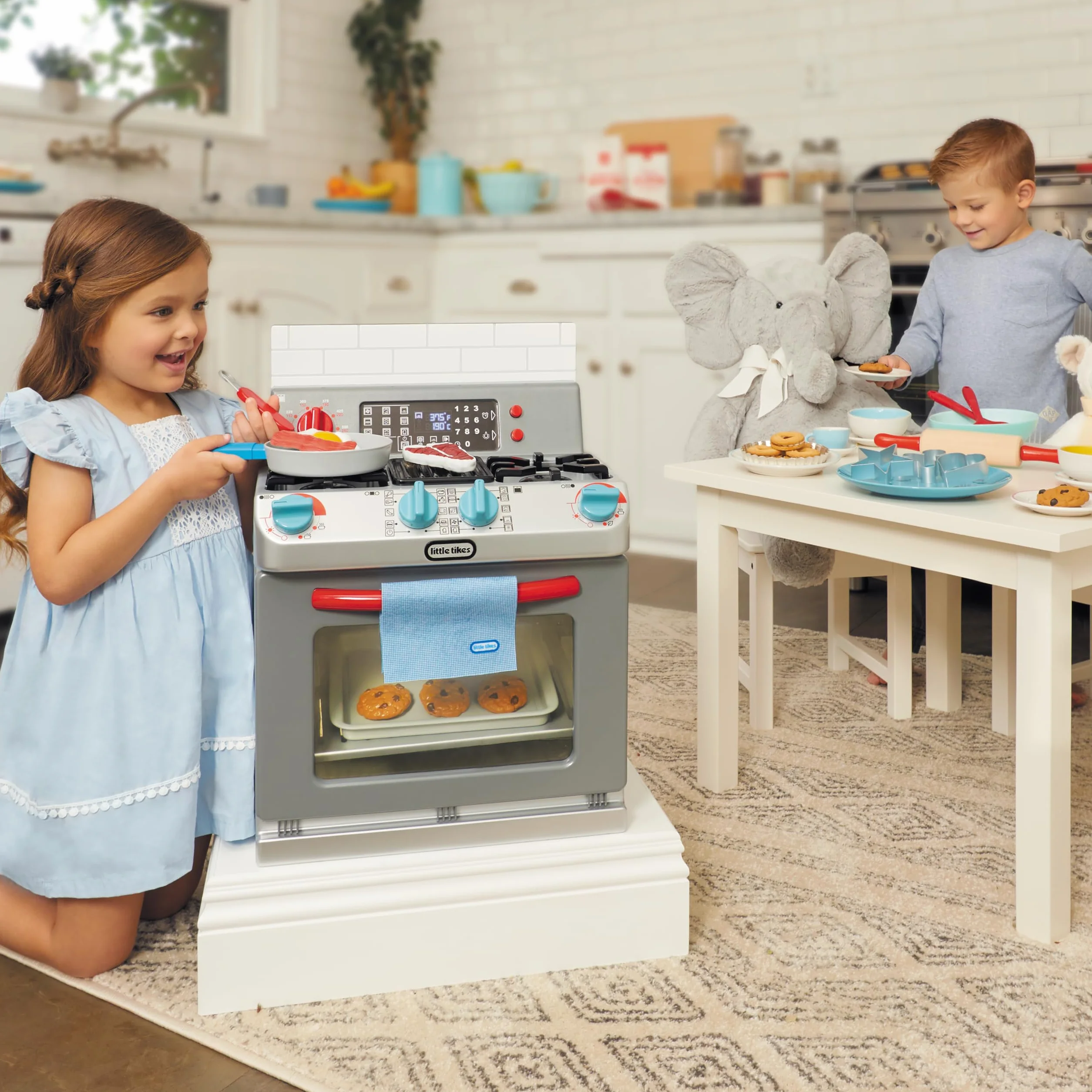 Little Tikes pierwszy piekarnik - interaktywny i realistyczny - ze światłem i dźwiękami - Idealny do zabawy dla dzieci