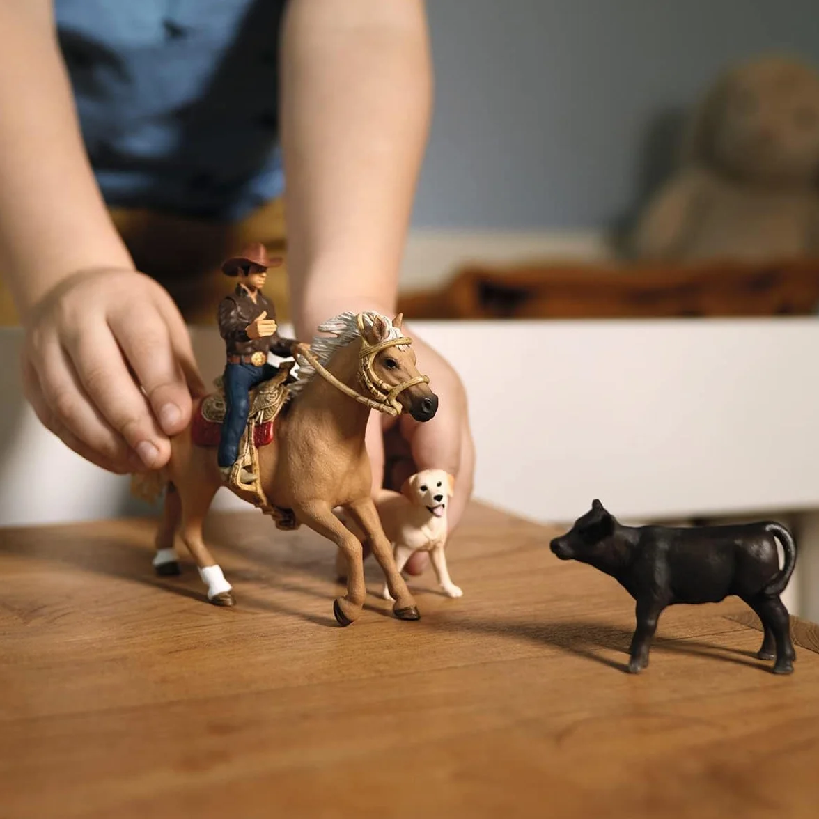 Schleich FARM WORLD Jazda westernowa 42578 zestaw farma z kowbojem, koniem, cielęciem i psem 6 elementów