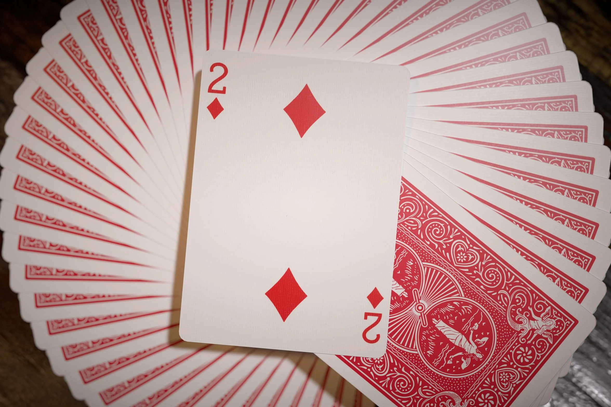 My Power Deck - Oznaczona gra karciana - 16 magicznych sztuczek - Czerwony kolor pleców