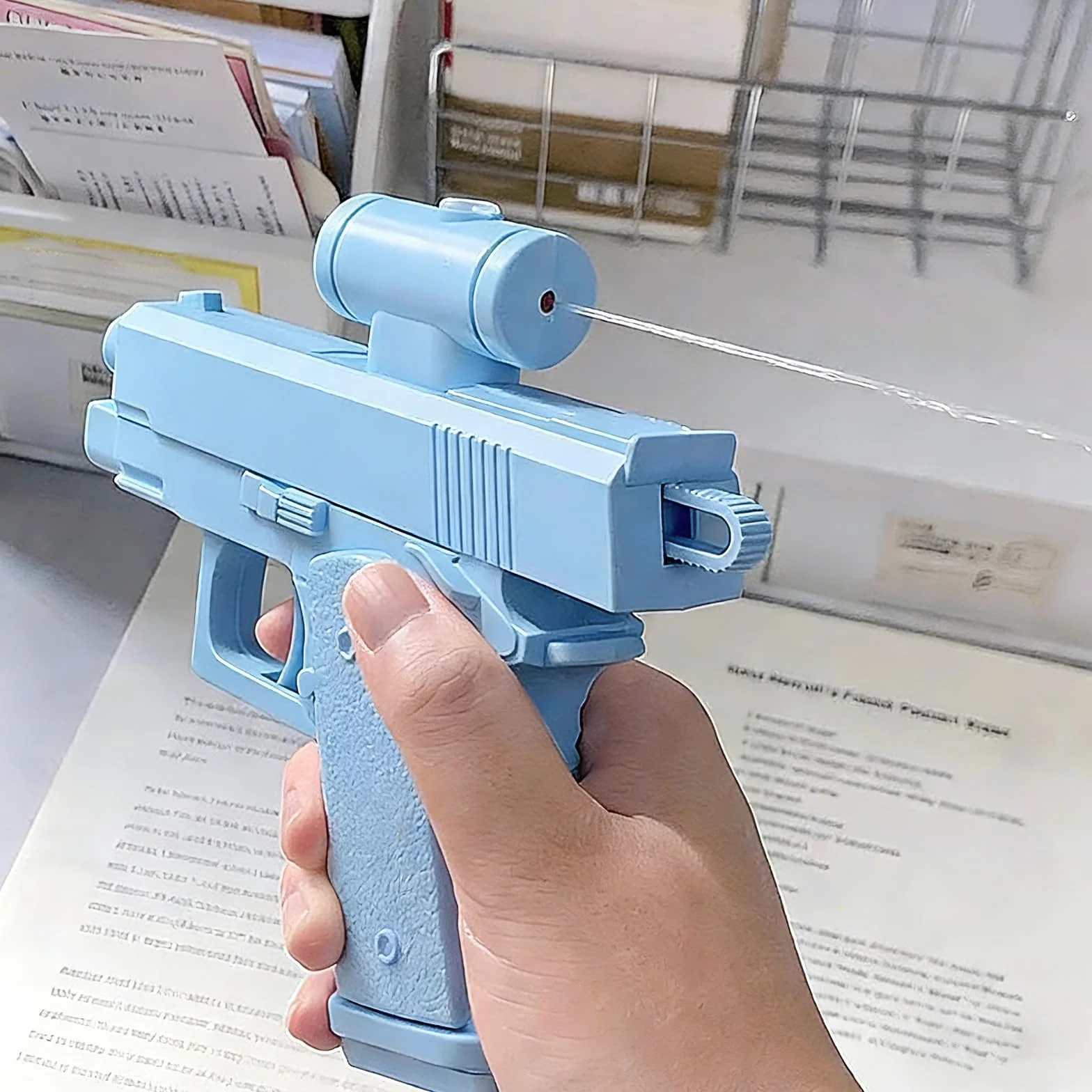 2 sztuki żartobliwego pistoletu na wodę, kompulsywny dwukierunkowy pistolet na wodę, pistolet do odwrotnej roboty, szkolna gra w zaopatrzenie, oryginalne prezenty idealne dla przyjaciół