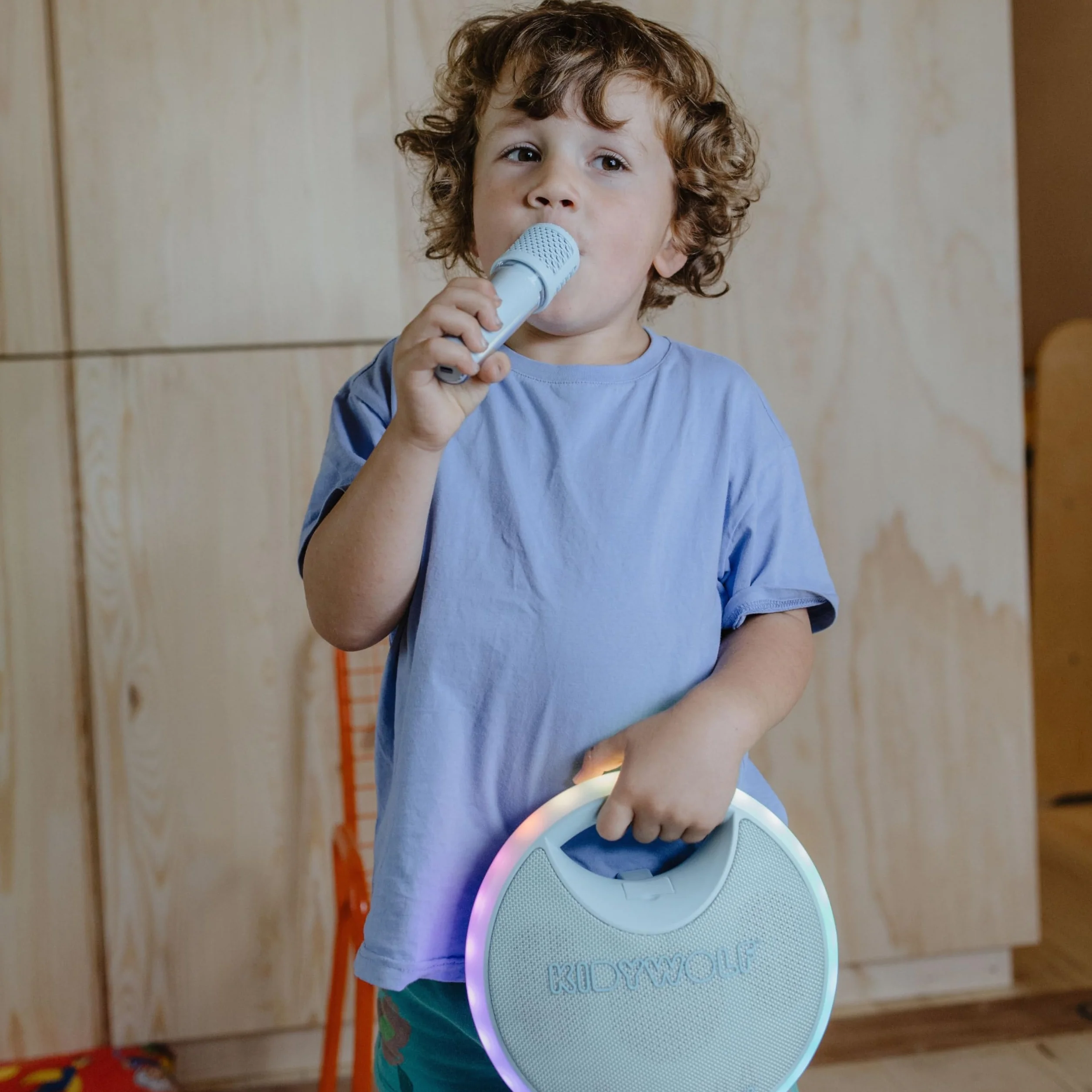 KIDYWOLF KIDYKARAOKE Przenośny głośnik do karaoke dla dzieci z 2 bezprzewodowymi mikrofonami i efektami świetlnymi - zabawny i świąteczny głośnik Bluetooth 40 W na rodzinne wieczory