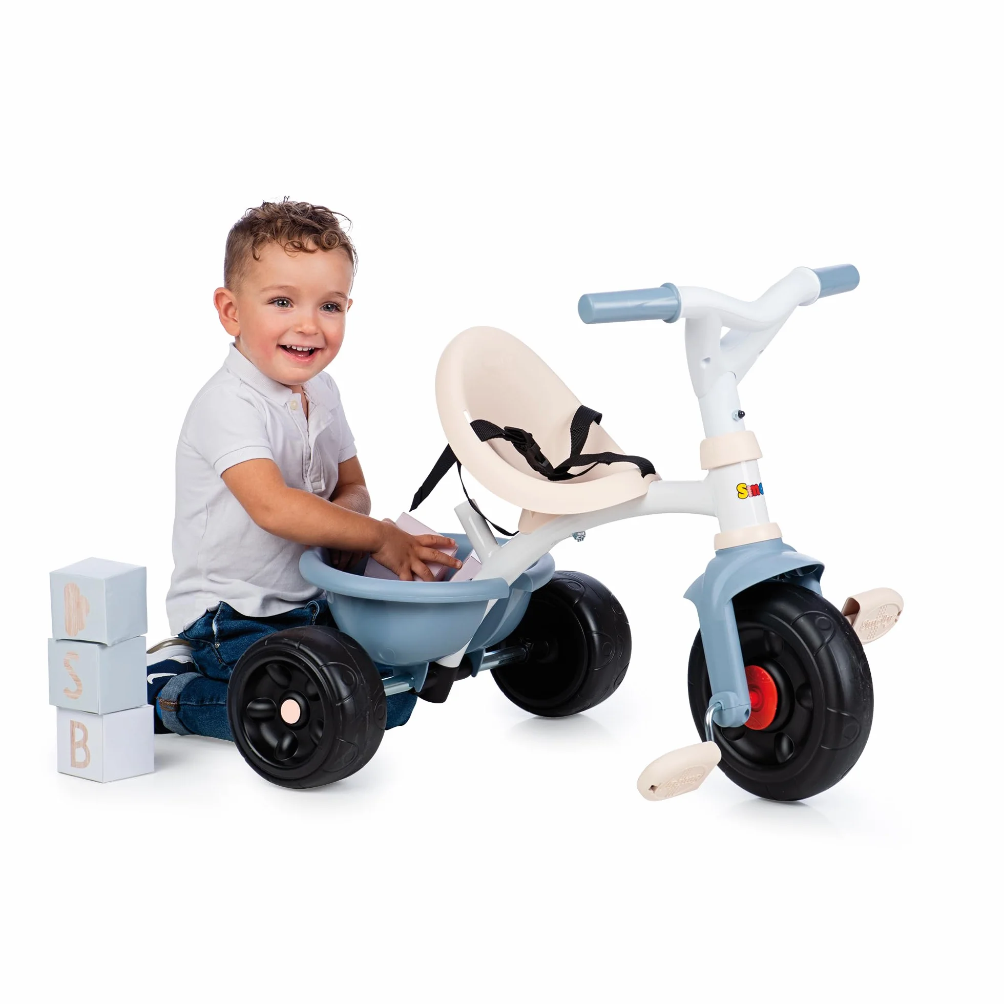 Smoby - Be Fun Blue Tricycle - Regulowana i zdejmowana laska dla rodzica do 95 cm - Pas bezpieczeństwa - Od 15 miesięcy - Wyprodukowano w Hiszpanii
