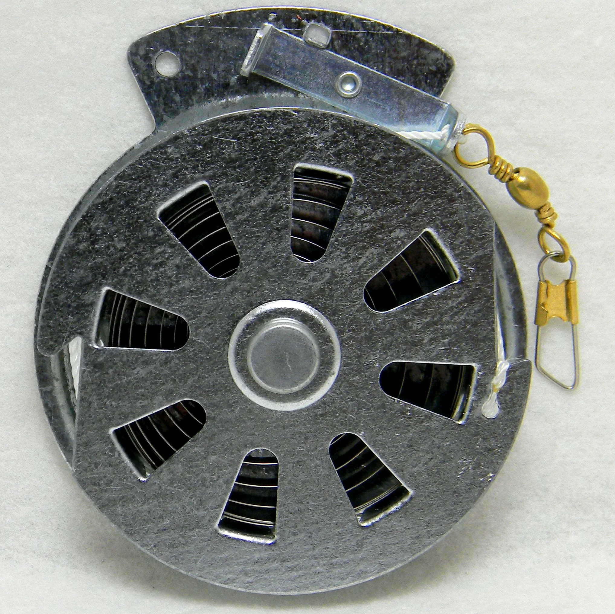4 mechaniczne kołowrotki wędkarskie Fisher's Yo Yo - zestaw 4 kołowrotków - pułapka na ryby Yoyo - (płaski model wyzwalacza) firmy Mechanical Fisher YoYo automatyczny kołowrotek wędkarski
