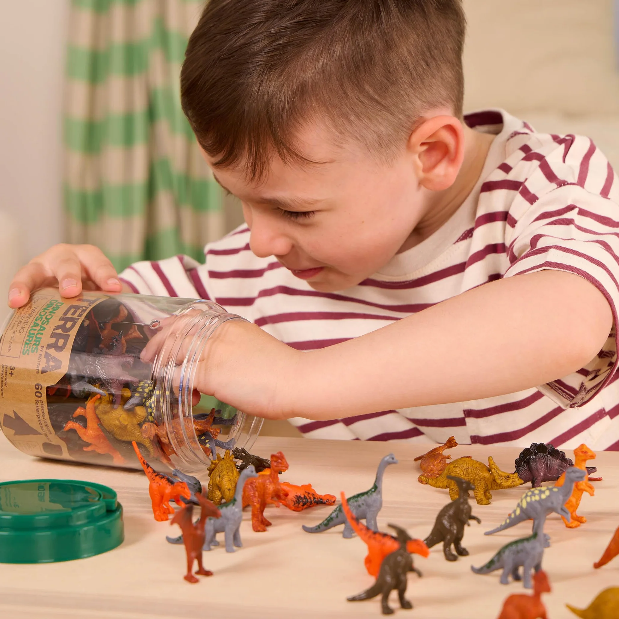 Terra by Battat Dinozaury – różne miniaturowe figurki z dinozaurami dla dzieci od 3 lat (60 szt.)