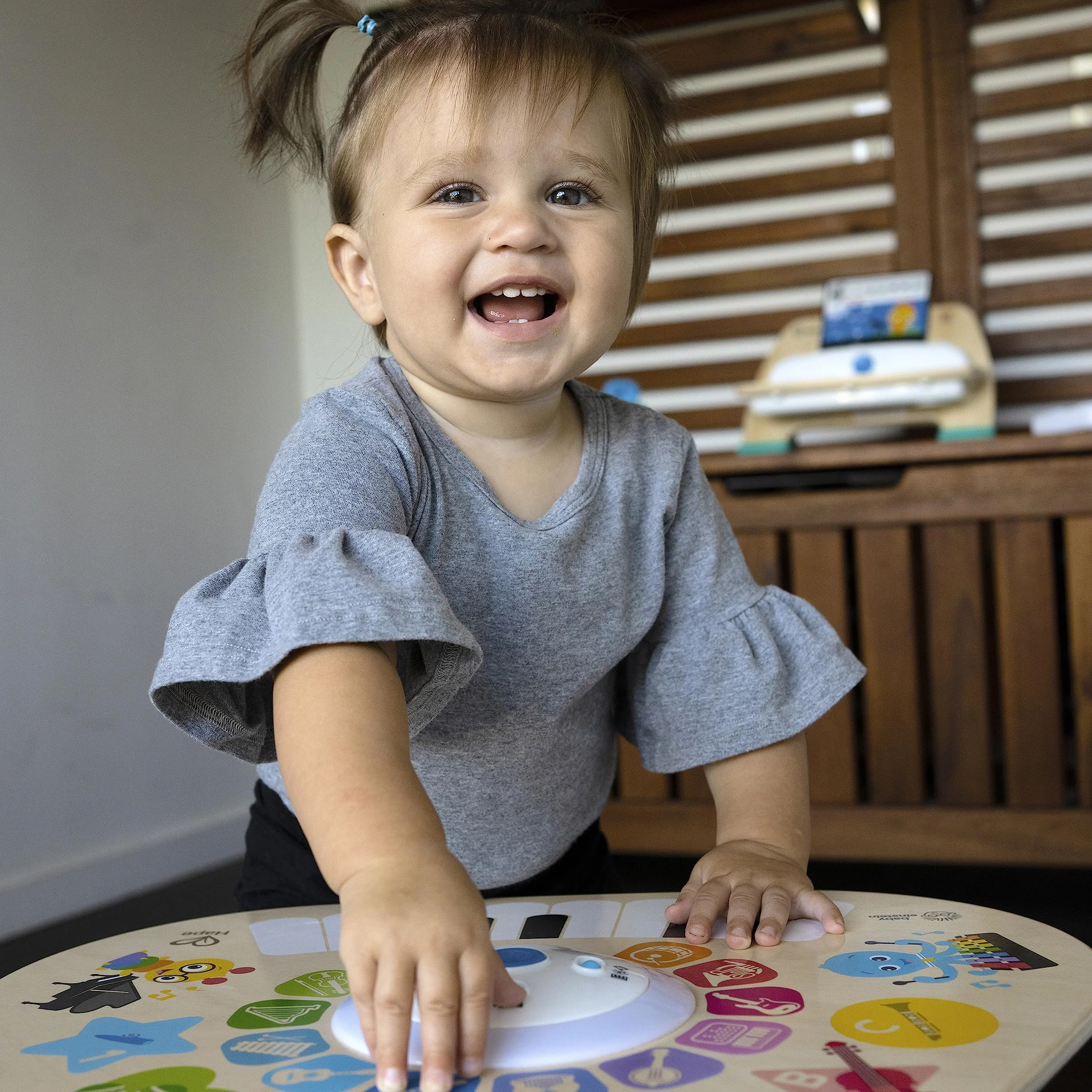 Baby Einstein 12398 Stolik Edukacyjny, Wielokolorowy, ‎44.45 x 41.91 x 33.02 cm; 1.4 kg