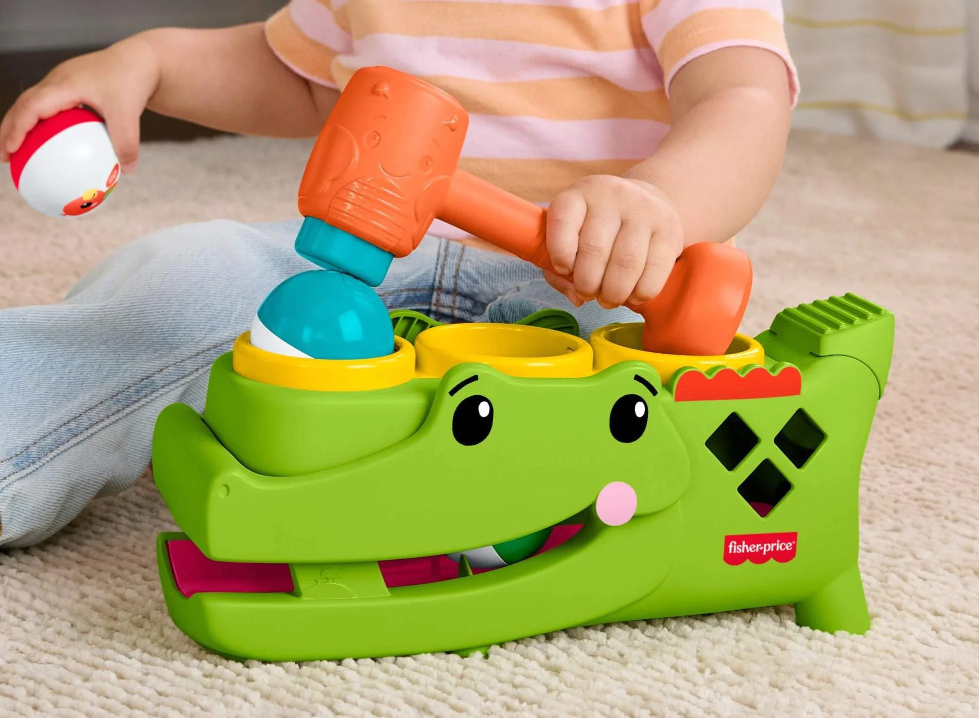 Fisher-Price Krokodyl Przebijanka aktywizująca z piłeczkami, zestaw zachęcający do raczkowania, młoteczek i 3 piłeczki, zabawka rozwojowa dla dzieci od 9 miesiąca życia, JLB94