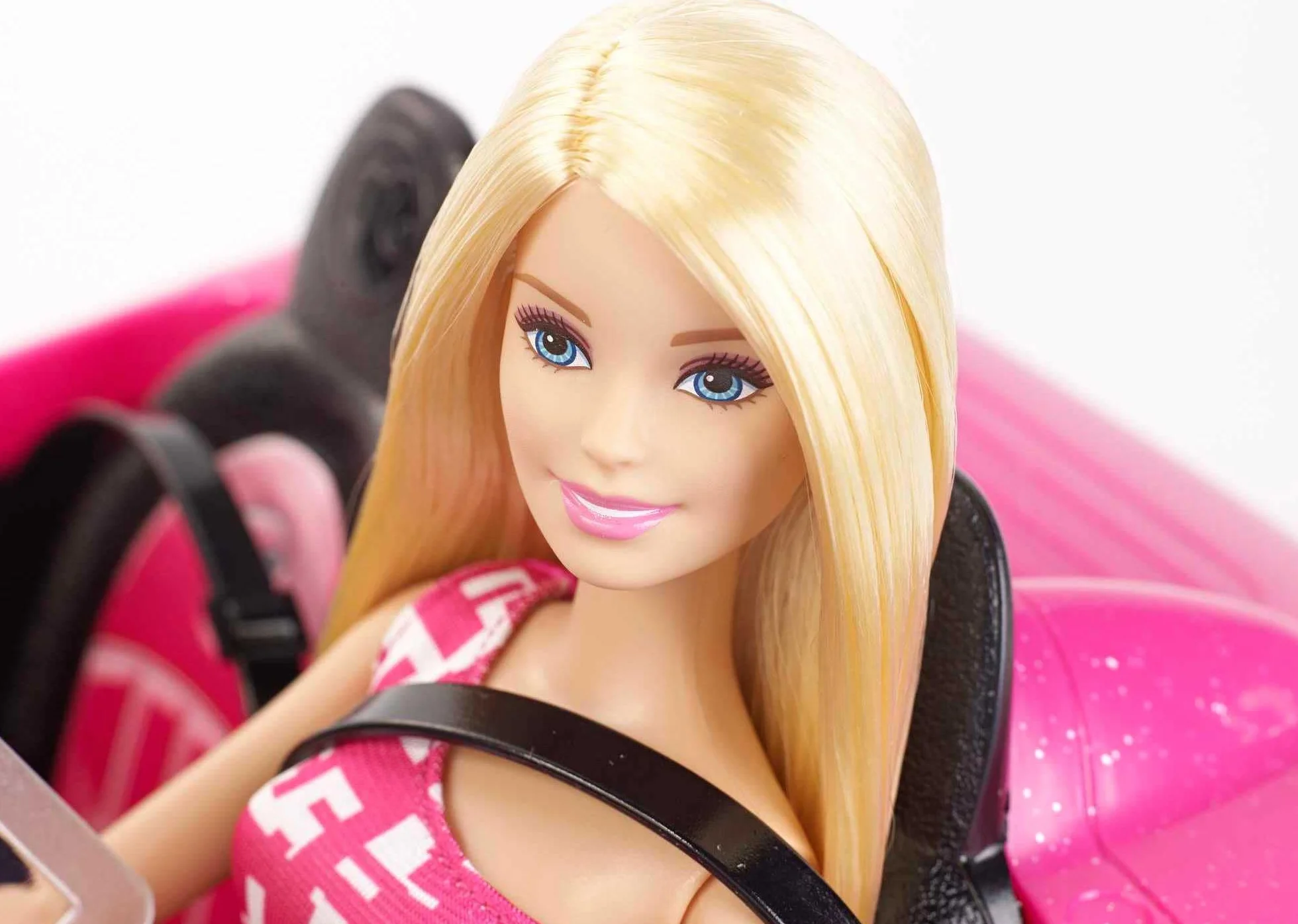 Barbie Playset with Sparkly Pink 2-Seater Toy Convertible Car Featuring Glam Details & Fashion Doll in Sundress & Sunglasses (Amazon Exclusive), DJR55