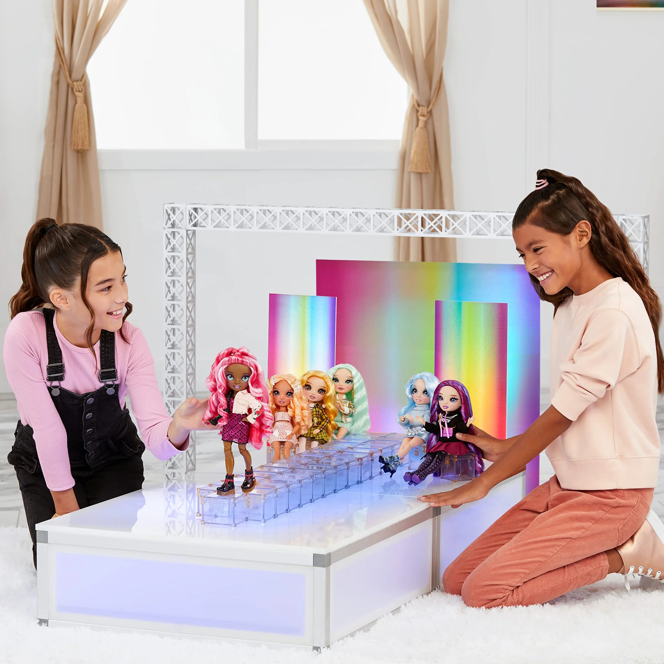 Rainbow High Lalka Modowa - Kolekcjonerska Zabawka Dla Dzieci - z 2 Strojami Oraz Akcesoriami Dla Lalek - Swietny Prezent Dla Dzieci w Wieku 6-12 Lat, EMI VANDA - Orchid (Ciemnofioletowa)
