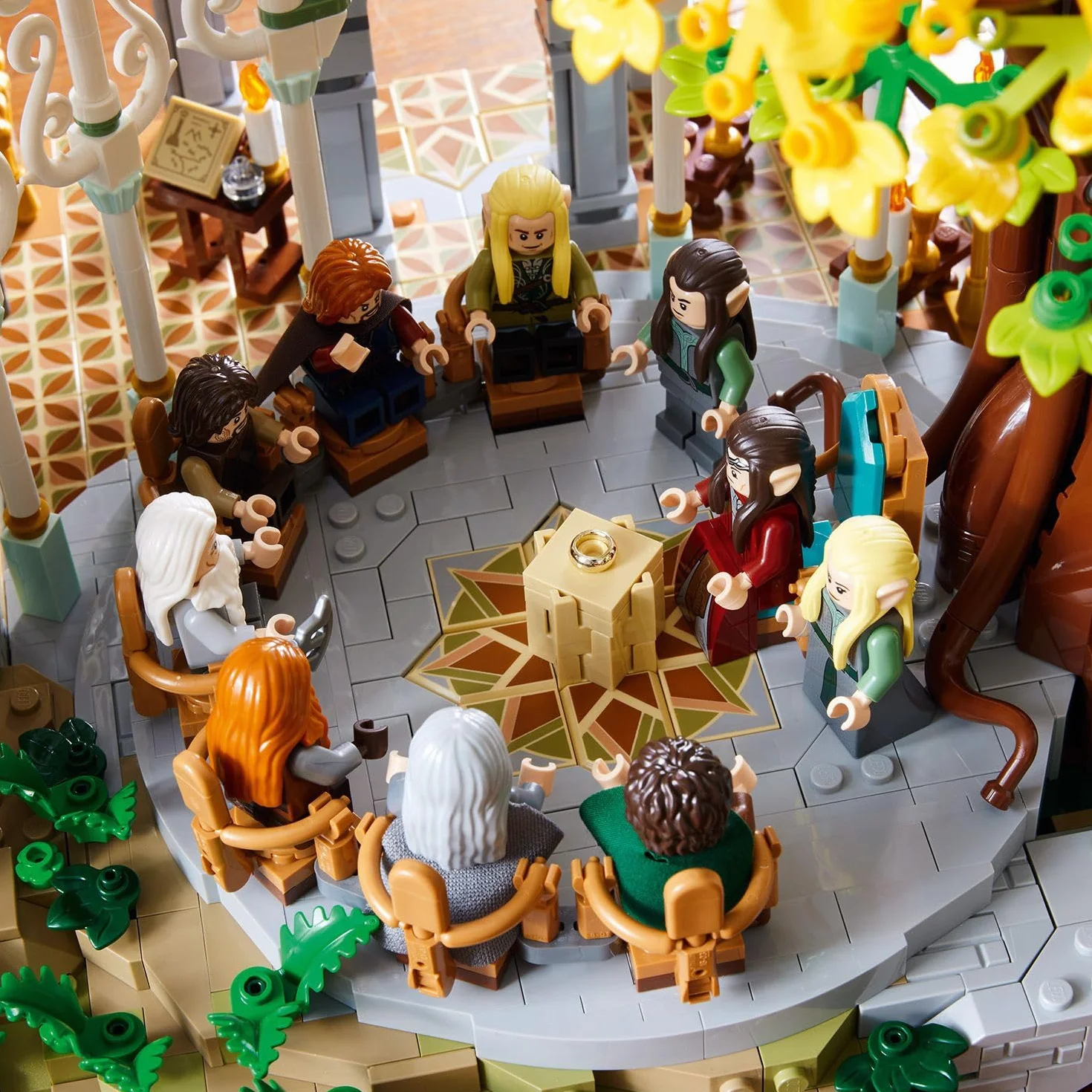 LEGO 10316 Icons WŁADCA PIERŚCIENI: RIVENDELL, duży zestaw klocków konstrukcyjnych dla dorosłych z 15 minifigurkami, w tym Frodo, Sam i Bilbo Baggins, replika Rivendell, pomysł na prezent