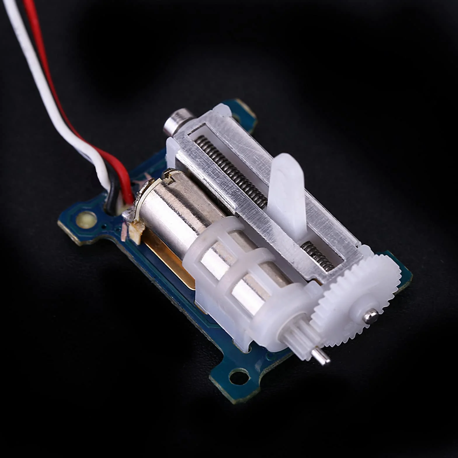 Micro Digital Analog Servo 1,5g Cyfrowy Siłownik Liniowy Lekki Serwomechanizm do Lotu Ultra Micro 3D
