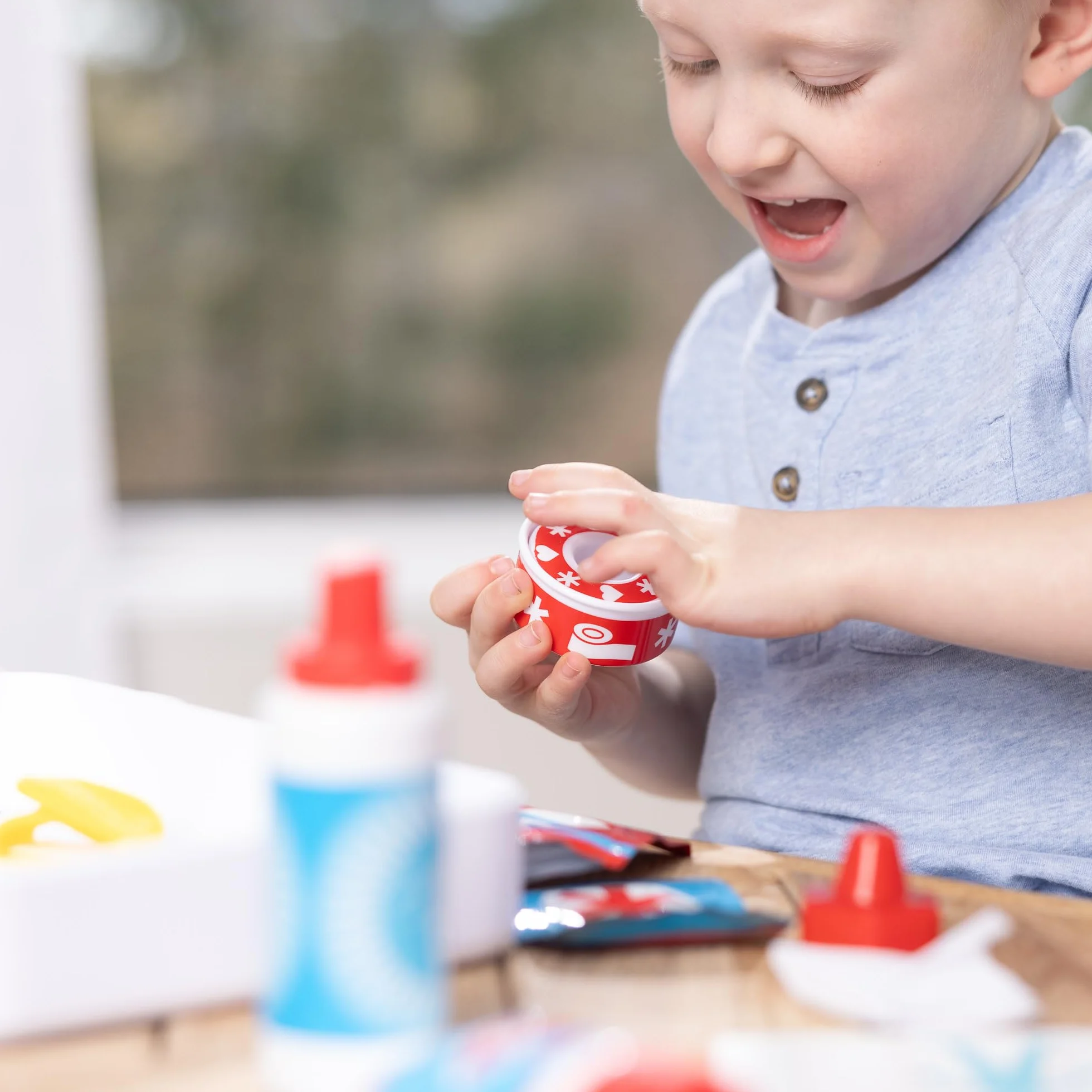 Melissa & Doug Get Well zestaw pierwszej pomocy zestaw do zabawy | udawaj zabawę, zestaw pierwszej pomocy | 3+ | prezent dla chłopca lub dziewczynki