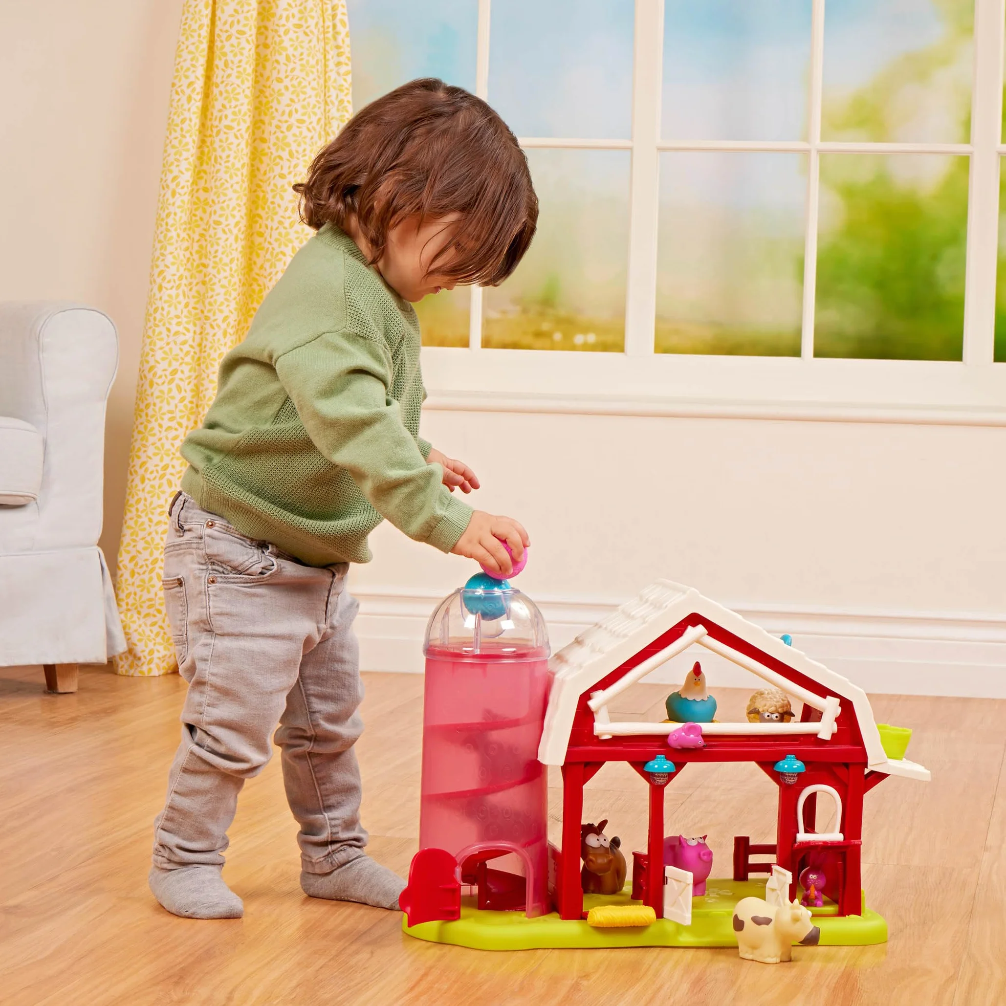 B. toys – Musical Fun Farm – interaktywna stodoła zabawkowa – zwierzęta gospodarcze – czerwona stodoła ze światłami i dźwiękami – muzyczna zabawka dla dzieci – 2 lata +