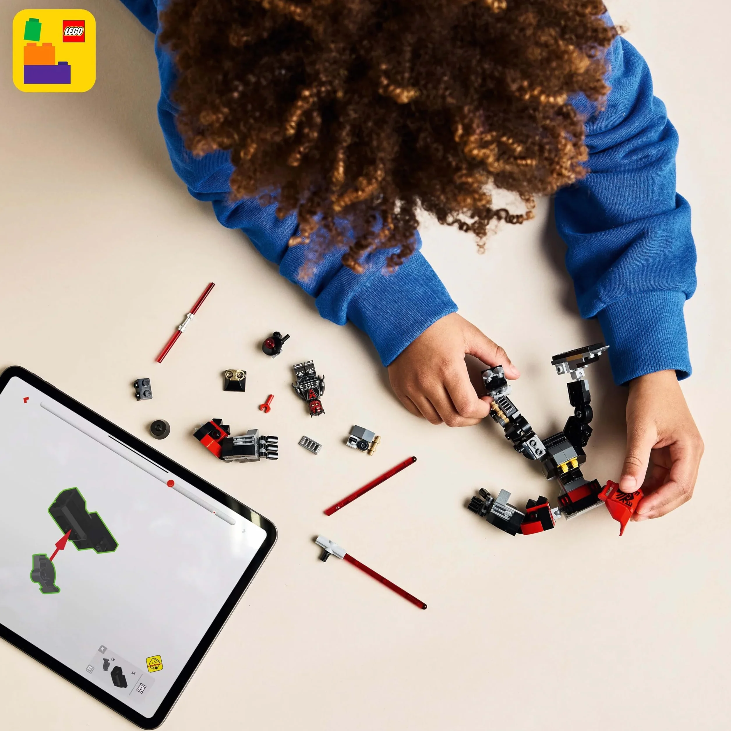 LEGO Star Wars Mech Dartha Maula, zestaw dla 6-latka, Gwiezdne Wojny: Wojny klonów do kolekcji, zabawka konstrukcyjna dla dziecka, pomysł na prezent dla chłopców i dziewczynek w wieku od 6 lat 75411