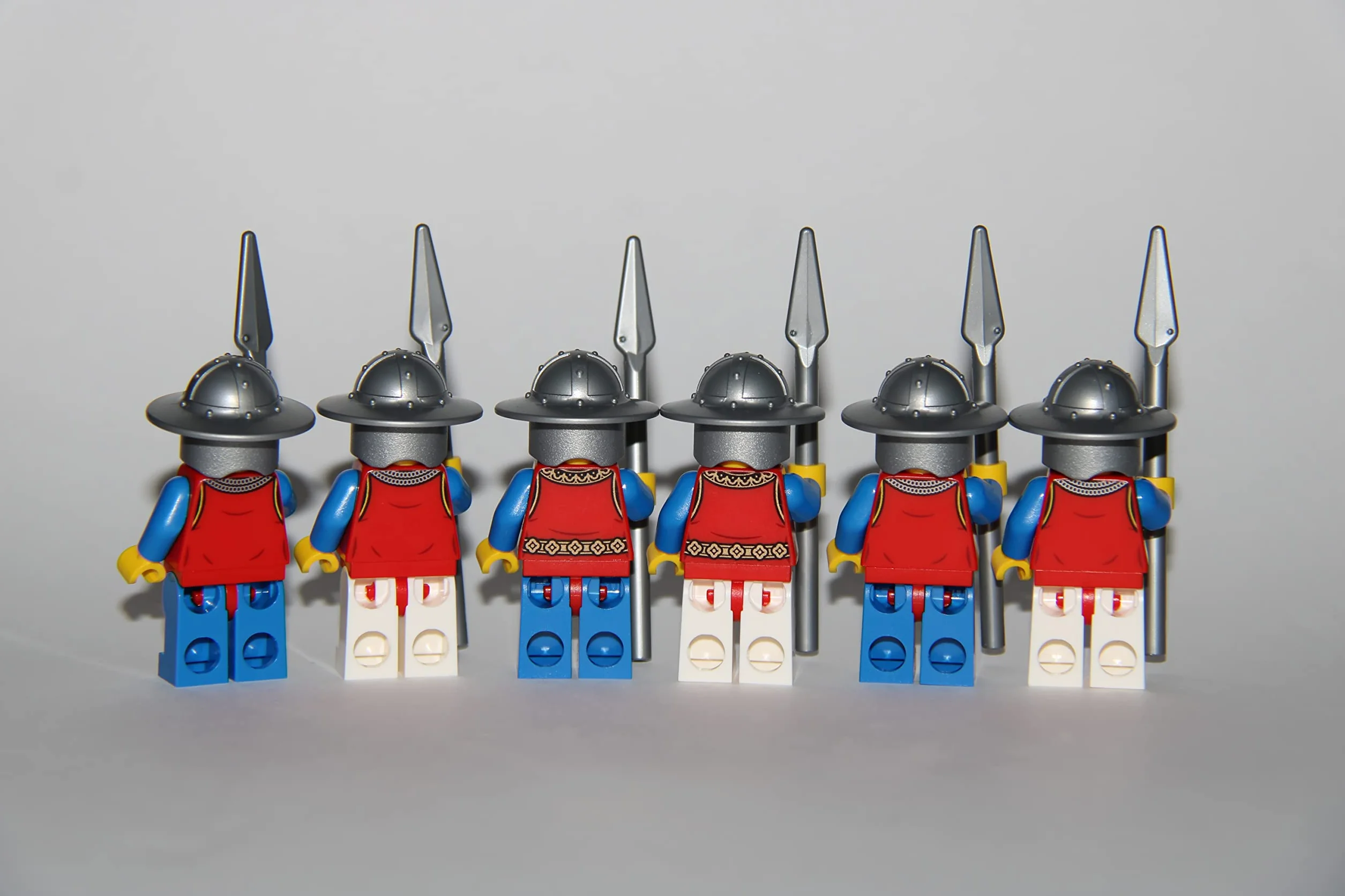 LEGO Minifigurki Rycerze Falkenritter Löwenritter Figury Czarne Rycerze Orła (6 Rycerzy Lwa), Czarne