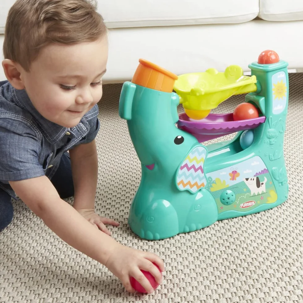 Fontanna piłek Playskool Chase 'n Go, aktywna zabawka dla niemowląt i małych dzieci w wieku od 9 miesięcy (tylko na Amazon)