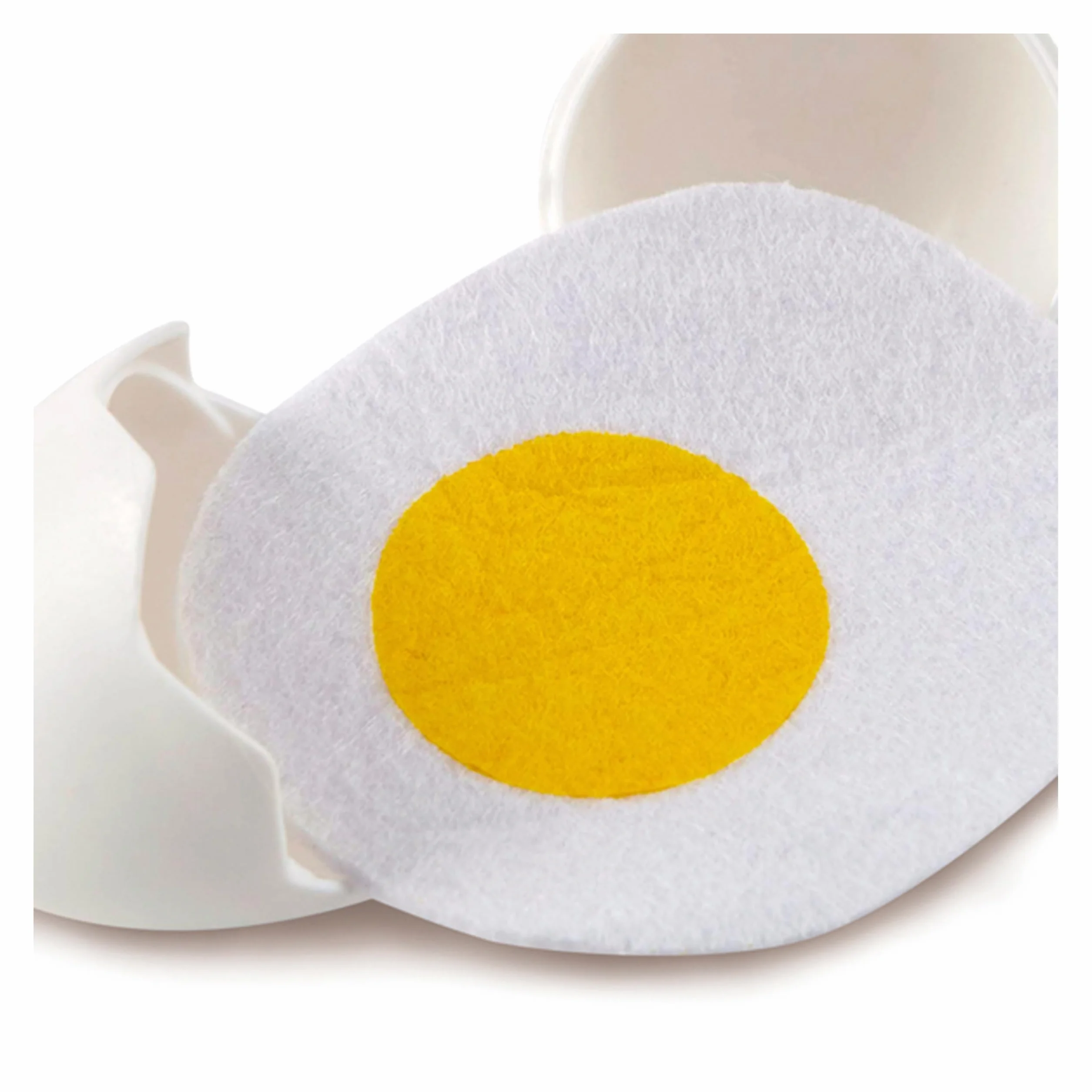 Hape Egg Carton, 3 Hard-Boiled Eggs with Easy-Peel Shell & 3 Fried Eggs, Wooden Realistic Educational Toy for Children 3+