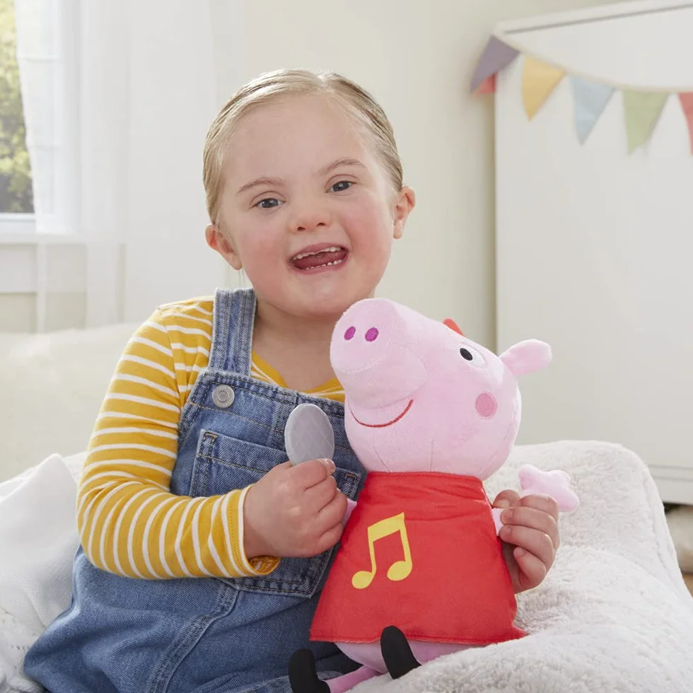 Peppa Pig Peppa Wanta, Śpiewający plusz z brokatową czerwoną sukienką i kokardą, śpiewaj 3 piosenki, od 3 lat