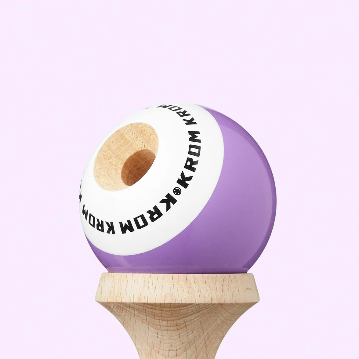 KROM - Kendama POP LOL lawenda – wysoka jakość drewna – dla początkujących i profesjonalistów – opakowanie: zapasowy sznurek + naklejki