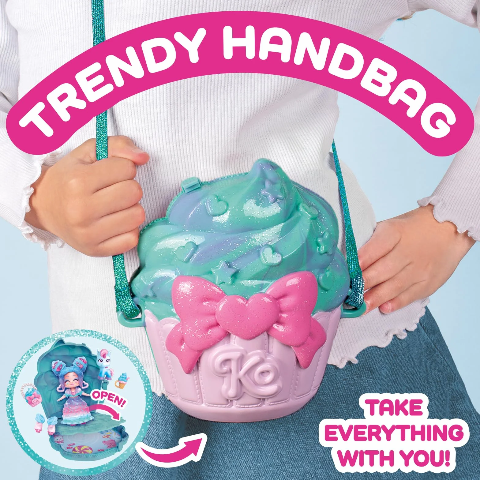 KOOKYLOOS CANDY LAND ICE CREAM STARS – 3 w 1 słodka stylowa lalka,zawartość:1 laleczka,3 stroje,2 pary bucików, mały jednorożec,przekąska, akcesoria Mix&Match i niebiesko-turkusowa torebka babeczka.