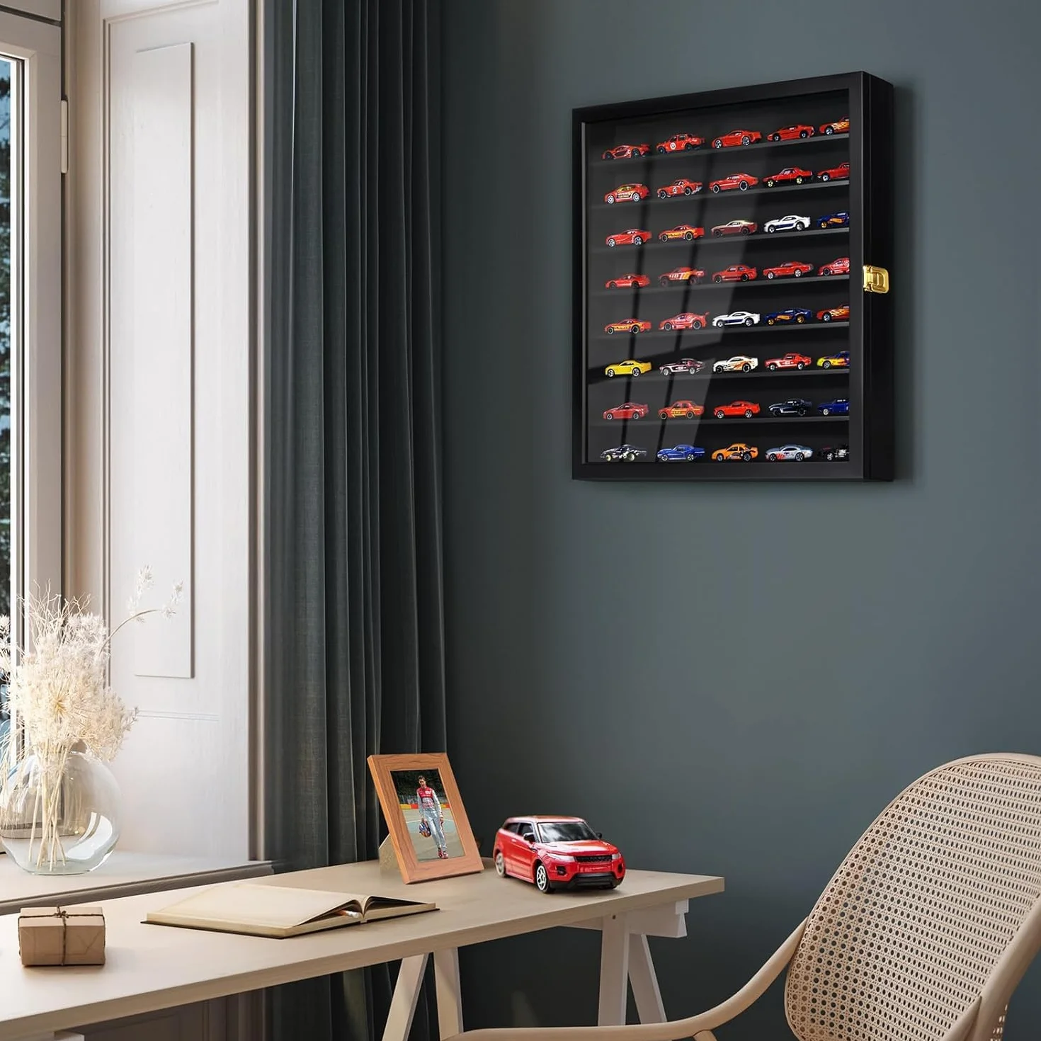 TJ.MOREE Model Car Display Case 1/64 Scale Diecast Wall-Mounted for Mini Toys and Small Wheels, Black
