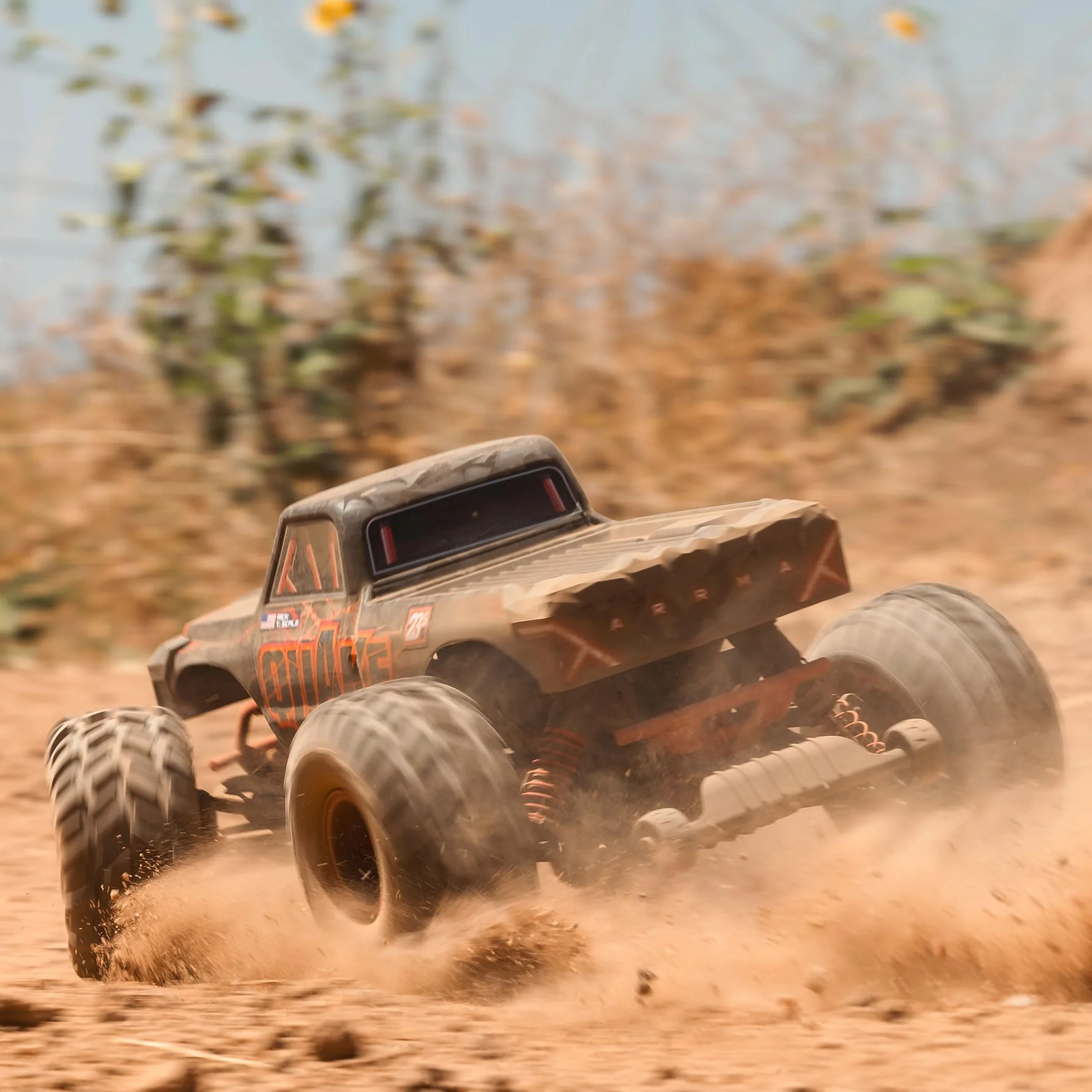 ARRMA RC Truck 1/10 Quake 223S 2WD RTR bezszczotkowy Monster Truck czerwony