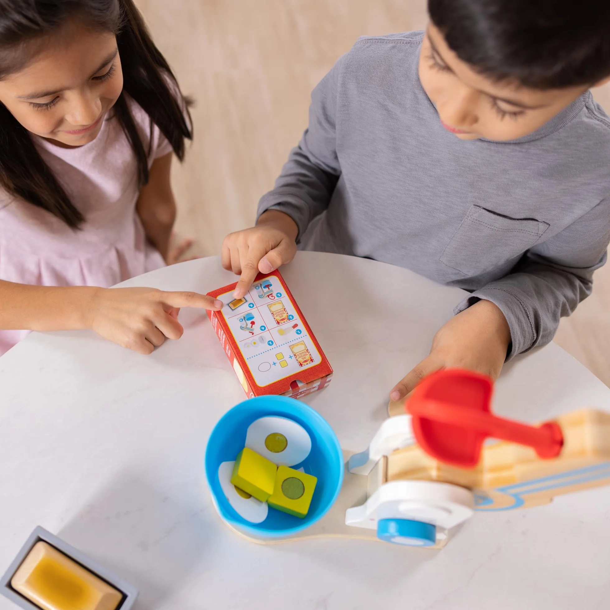 Melissa & Doug Drewniany Zestaw Mikserów do Robienia Ciasta Zabawka dla Dzieci 3+