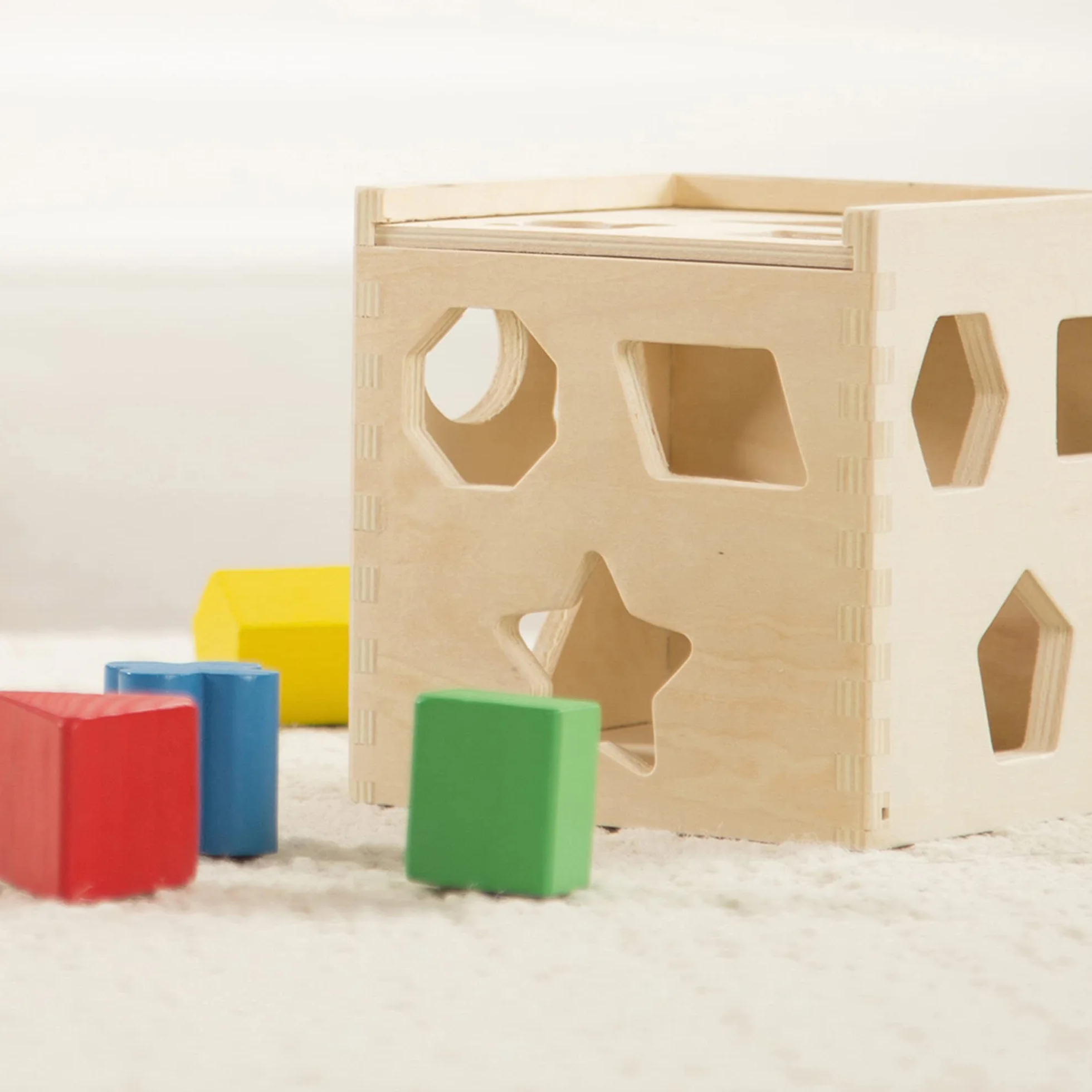 Melissa & Doug kostka do sortowania kształtów | zabawka rozwojowa | motoryka | 2+ | prezent dla chłopca lub dziewczynki