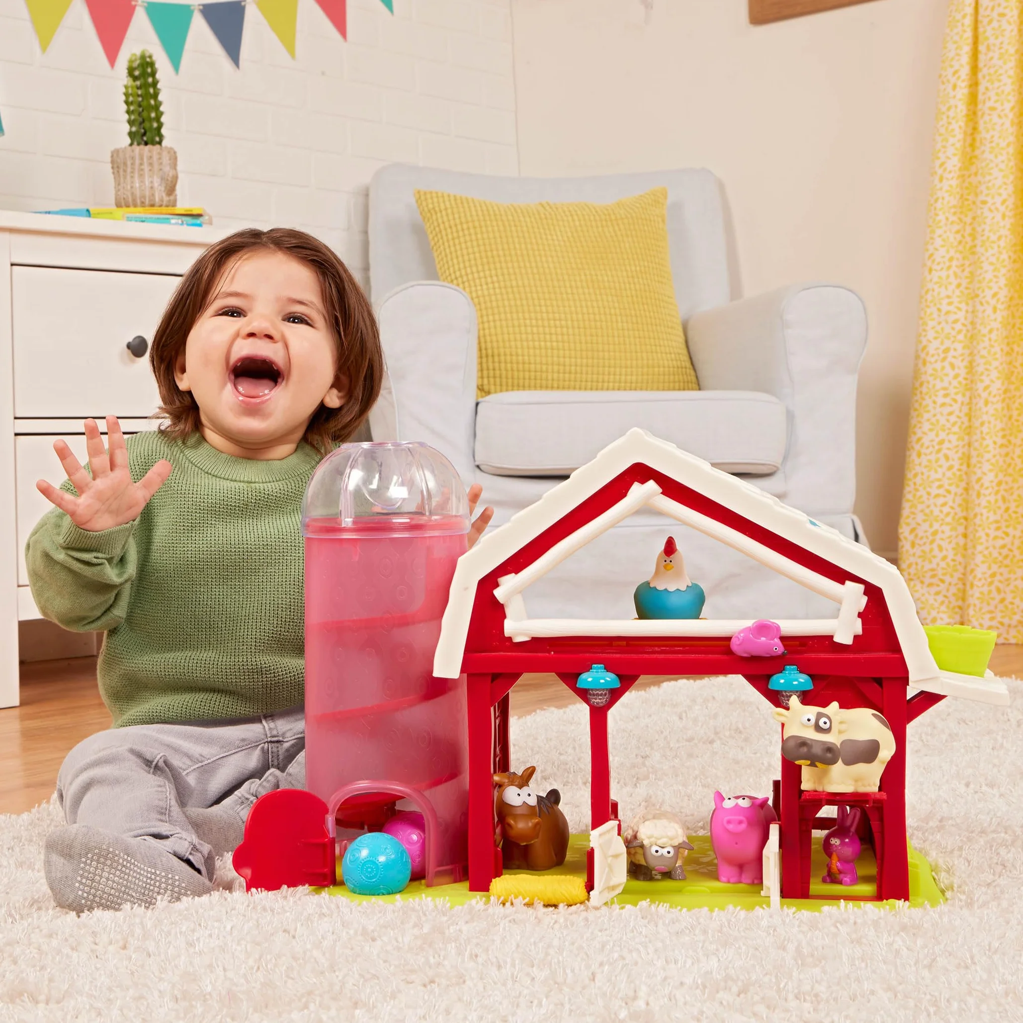 B. toys – Musical Fun Farm – interaktywna stodoła zabawkowa – zwierzęta gospodarcze – czerwona stodoła ze światłami i dźwiękami – muzyczna zabawka dla dzieci – 2 lata +