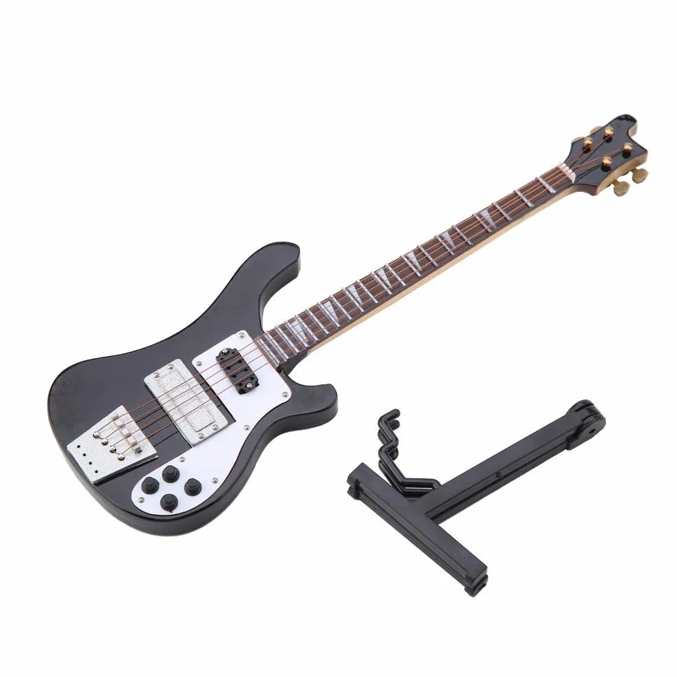 Instrument gitarowy, czarna miniaturowa replika gitary basowej ze stojakiem i etui instrument model ozdoby