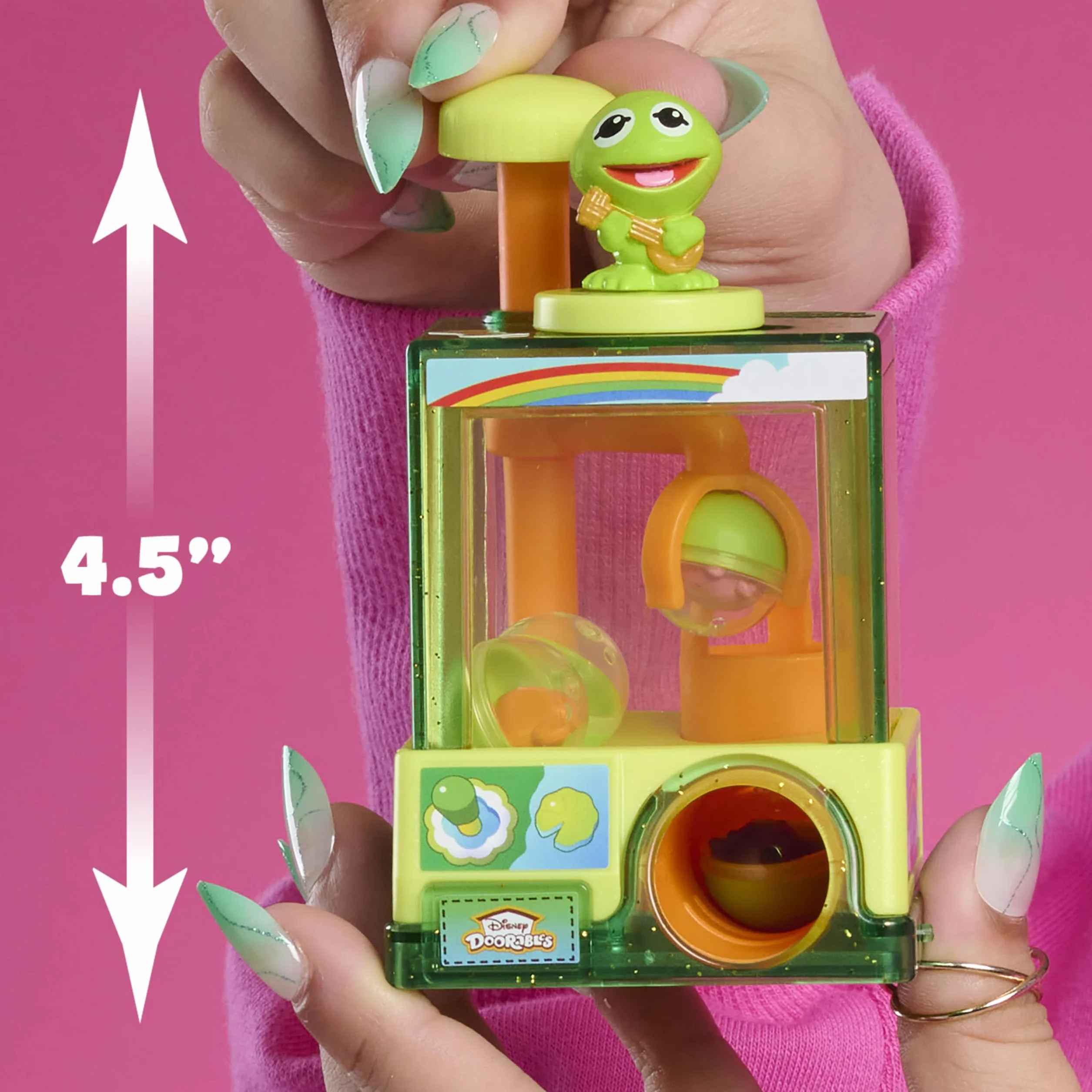 Disney Doorables Whatcha Gotcha Claw Machine, Collectible 0.65 Inch Toy, Boys and Girls Ages 5 and Up