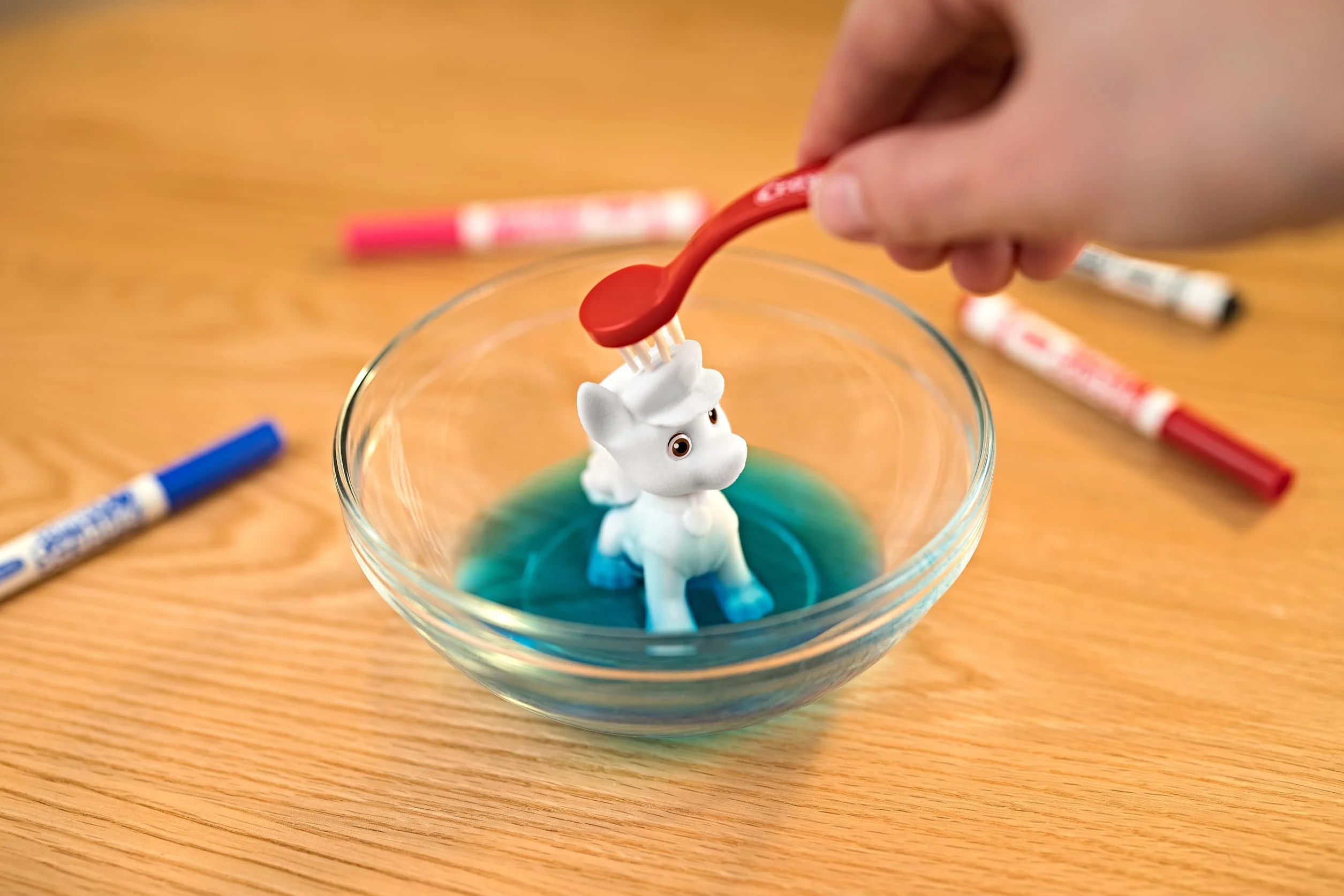 Crayola - Washimals Paw Patrol, zestaw kreatywny zawierający 5 szczeniąt, 8 flamastrów zmywalnych, wanienkę z prysznicem, szczoteczkę, zabawa i prezent dla dzieci, od lat 3, 74-0291