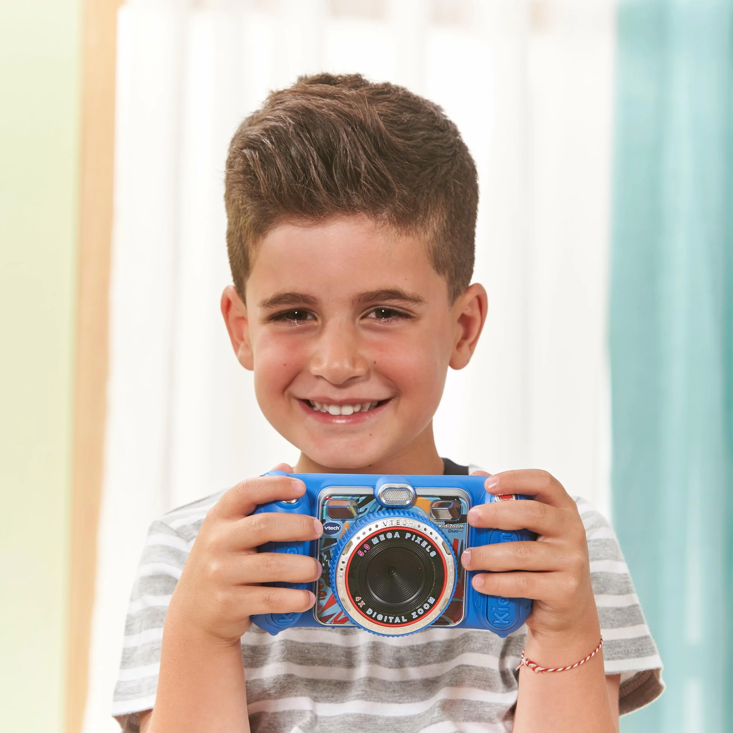 VTech KidiZoom Duo Pro Bundle z bezpłatną torbą – tylko na krótki czas – aparat dziecięcy z 2 kamerami, funkcją zdjęć i wideo, grania, odtwarzaczem muzyki i wieloma innymi, niebieski