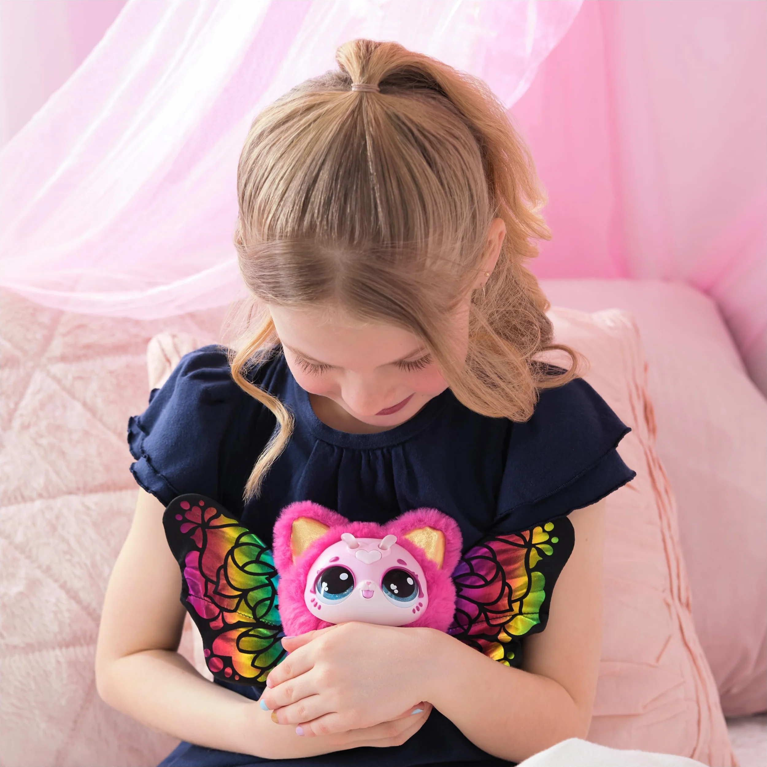 Hatchimals Bloomables Kittyfly, interaktywna zabawka z niespodzianką, podwójna transformacja i ponad 100 dźwięków i reakcji, dla dzieci od 4 lat
