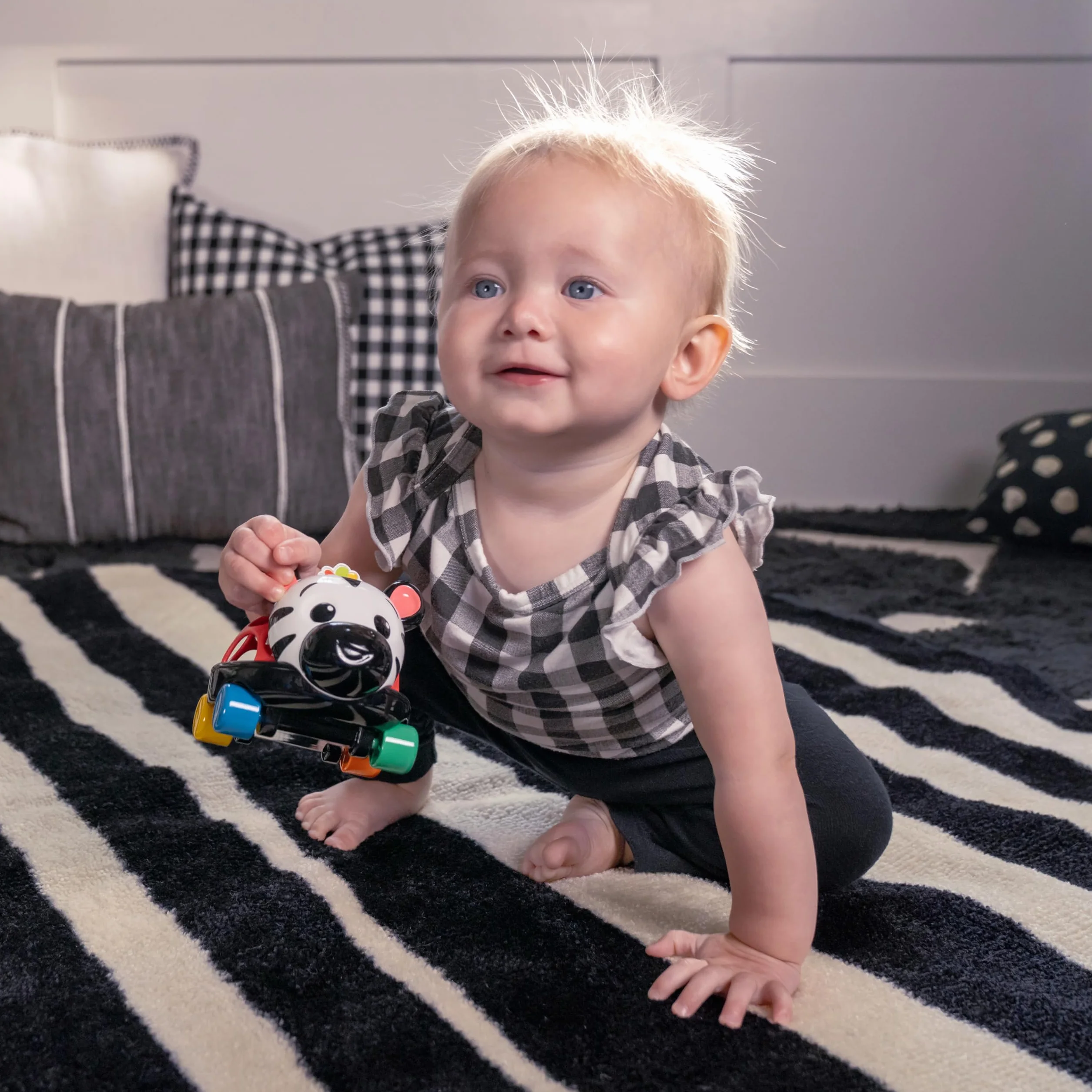 Baby Einstein Curious Car Zen Oball Toy Car & Rattle, Light Up, Wiek 3 Miesięcy +, Zen Zebra