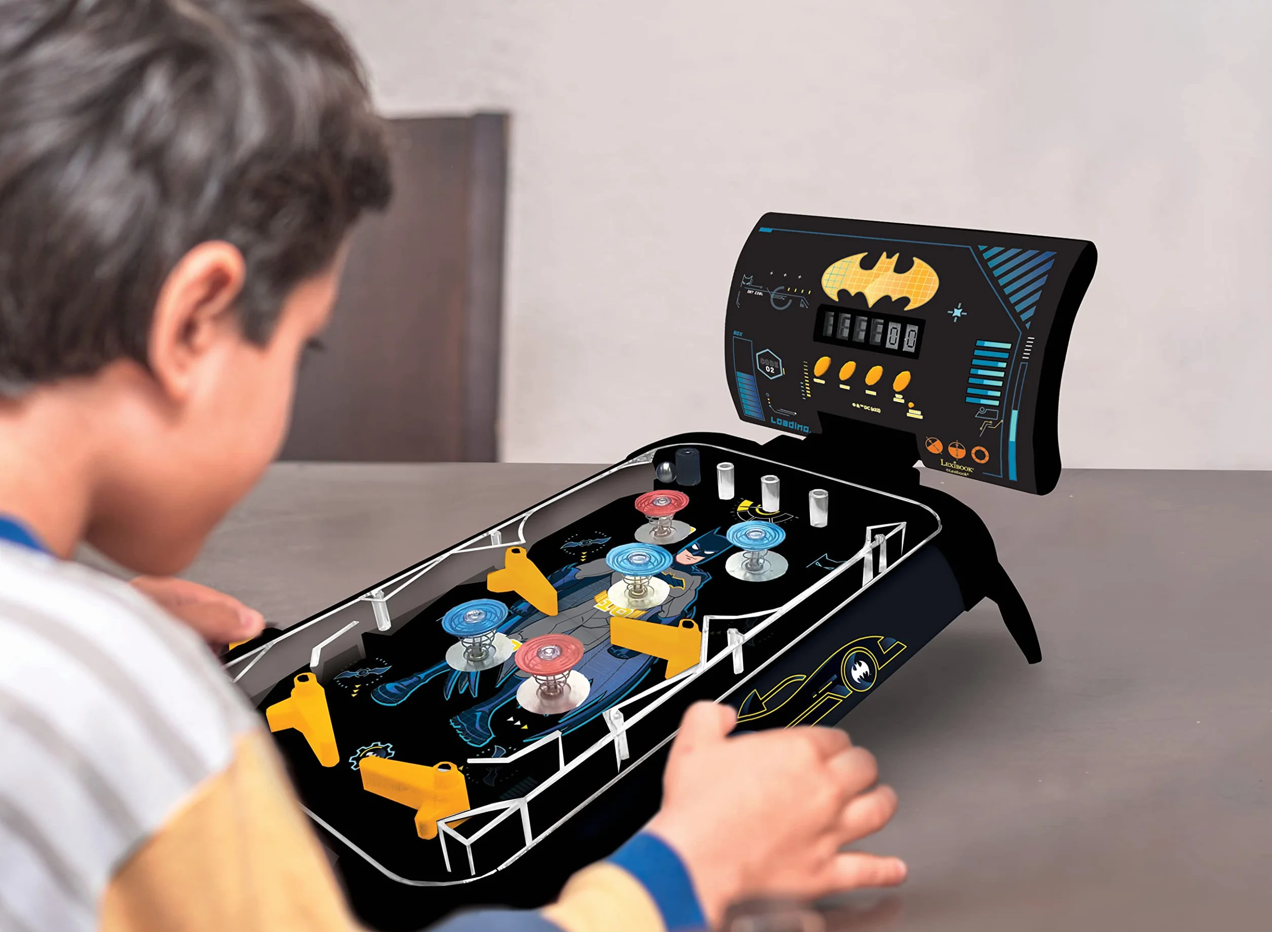 Lexibook JG610BAT Batman Elektroniczna Maszyna do Pinballa, Zabawne Dźwięki i Efekty Świetlne, 5 Przeszkód, Działa z 3 Bateriami Lr14, Czarny, Żółty