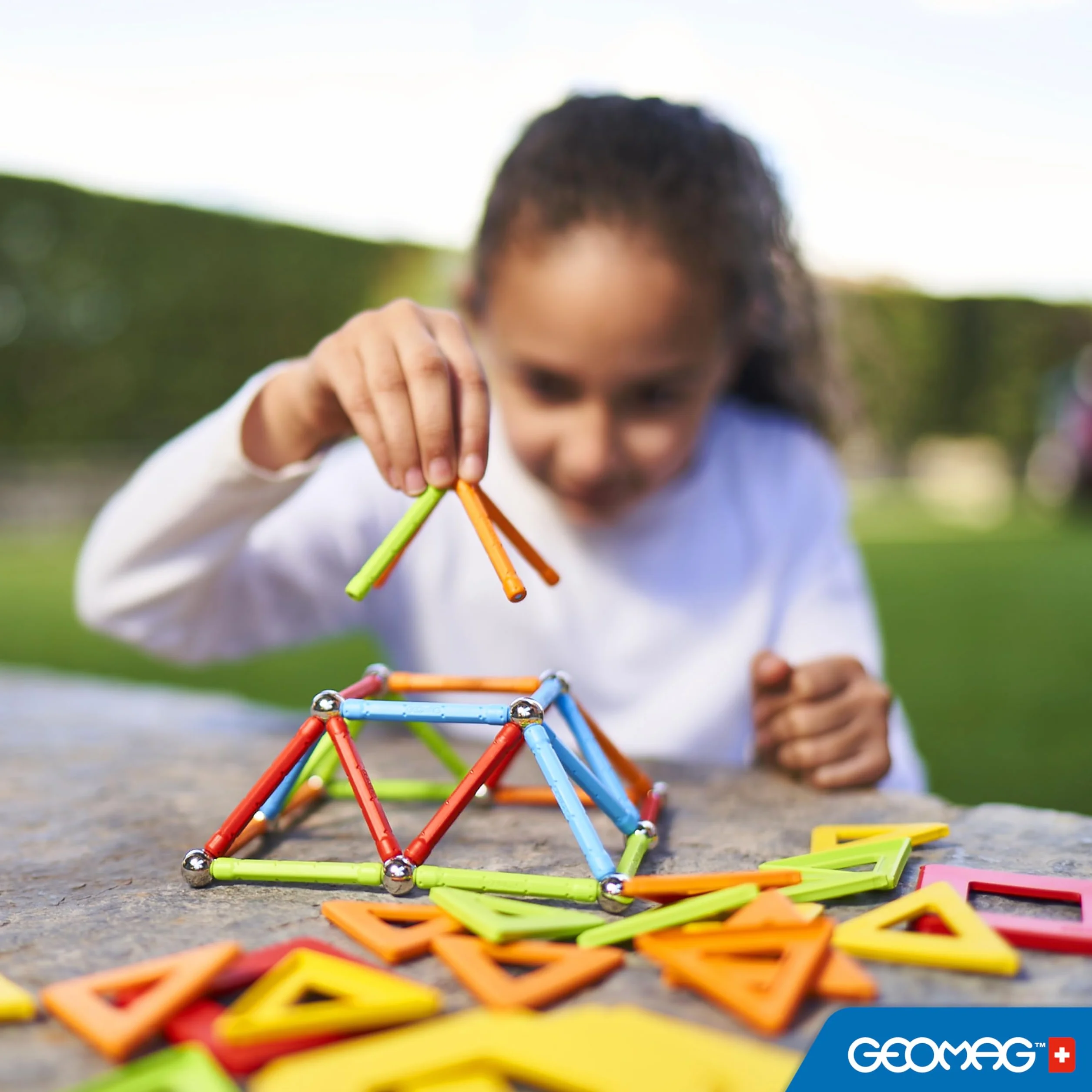 Geomag - Supercolor - Superkolorowe Magnetyczne Klocki dla Dzieci, Zabawka Magnetyczna, Gra Edukacyjna, Green Collection, 100% Plastiku z Recyklingu, 78 sztuk