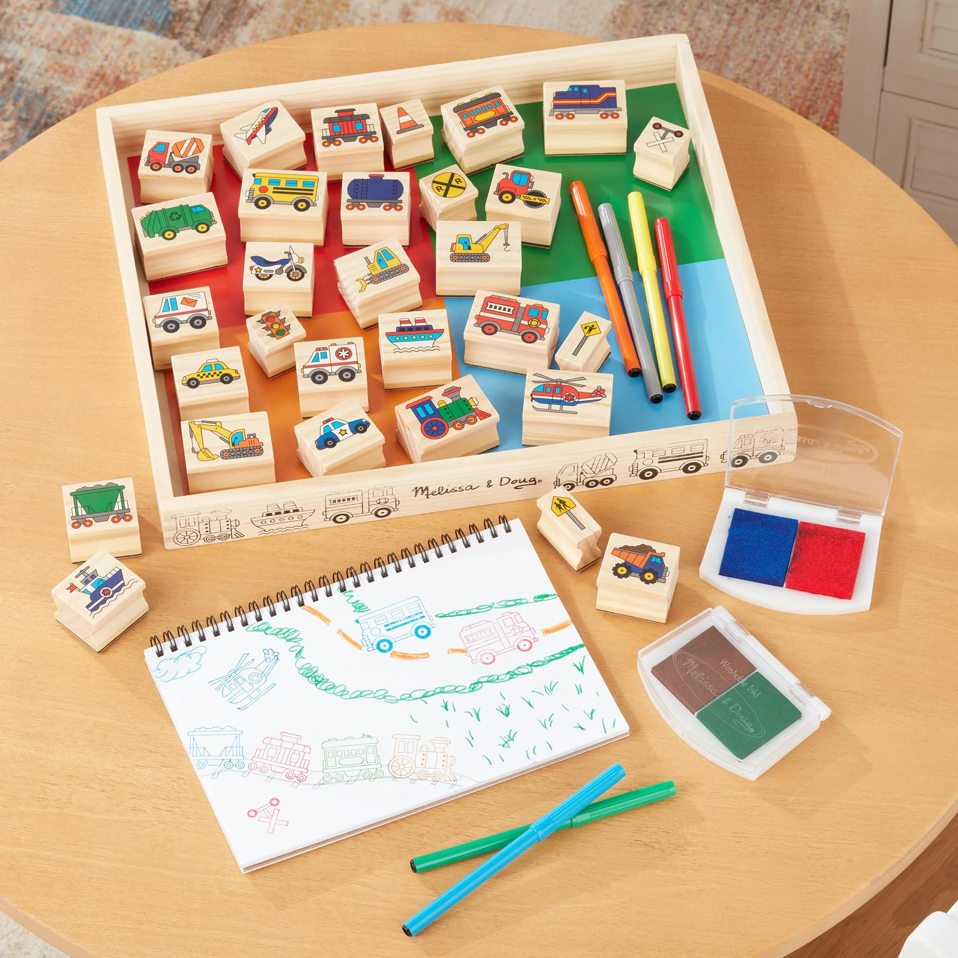 Melissa & Doug 41901 Zestaw drewnianych pieczątek Deluxe - Pojazdy | Sztuka i rzemiosło | 3+ | Prezent dla chłopca lub dziewczynki