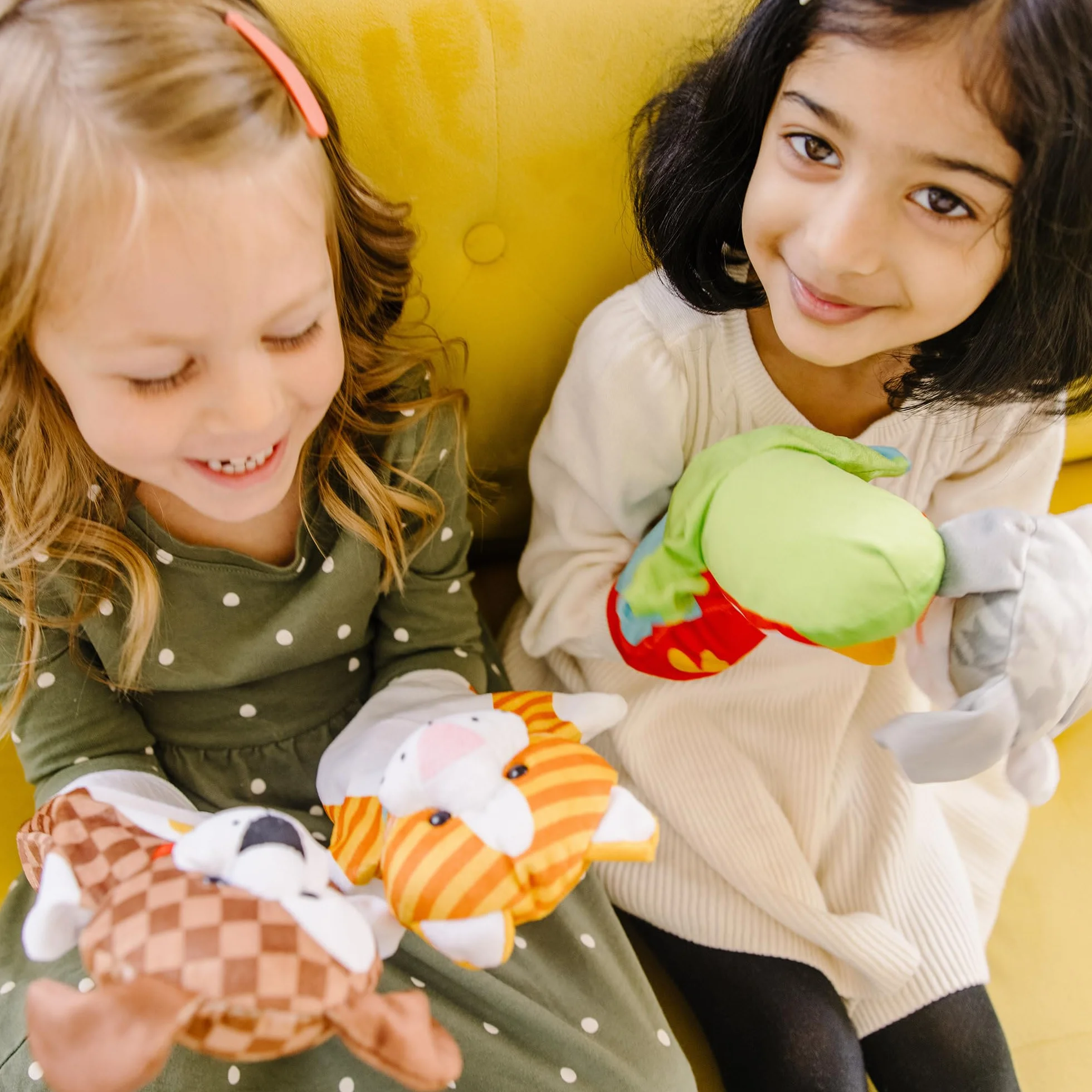 Melissa & Doug – pacynki zwierzęta domowe (zestawy pacynek: królik, papuga, kotek i piesek, miękki pluszowy materiał, zestaw 4-elementowy