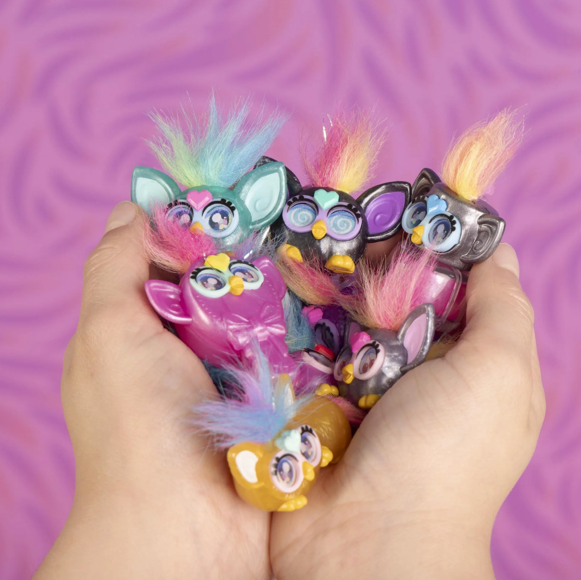 Wielopak 12 miniaturowych figurek-niespodzianek Furby z motywami mody, zabawki kolekcjonerskie o wysokości 2,54 cm dla dzieci w wieku od 5 lat, seria 2